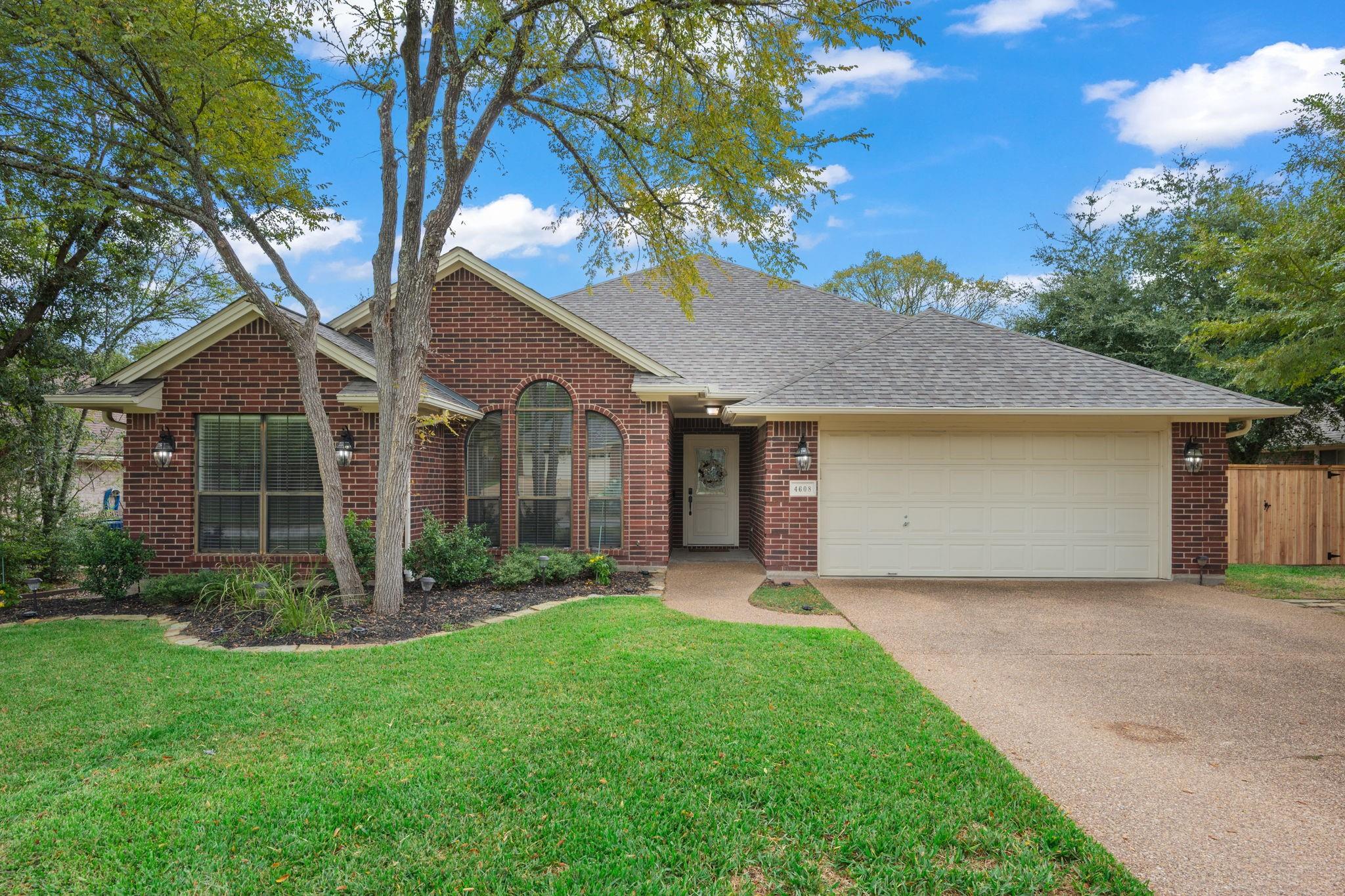 4608 Valleybrook Circle — photo