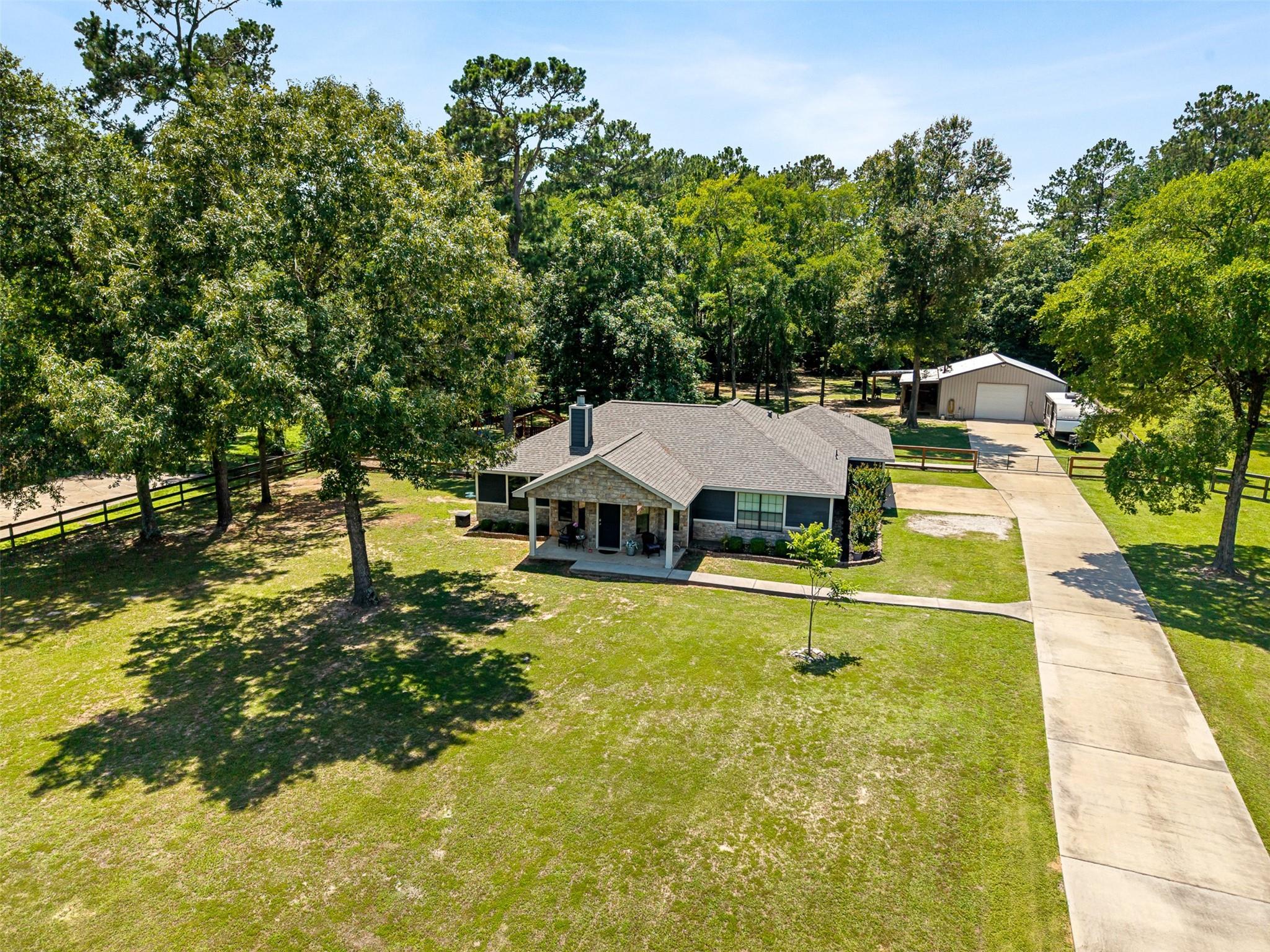 11414 Oak Springs Dr — photo