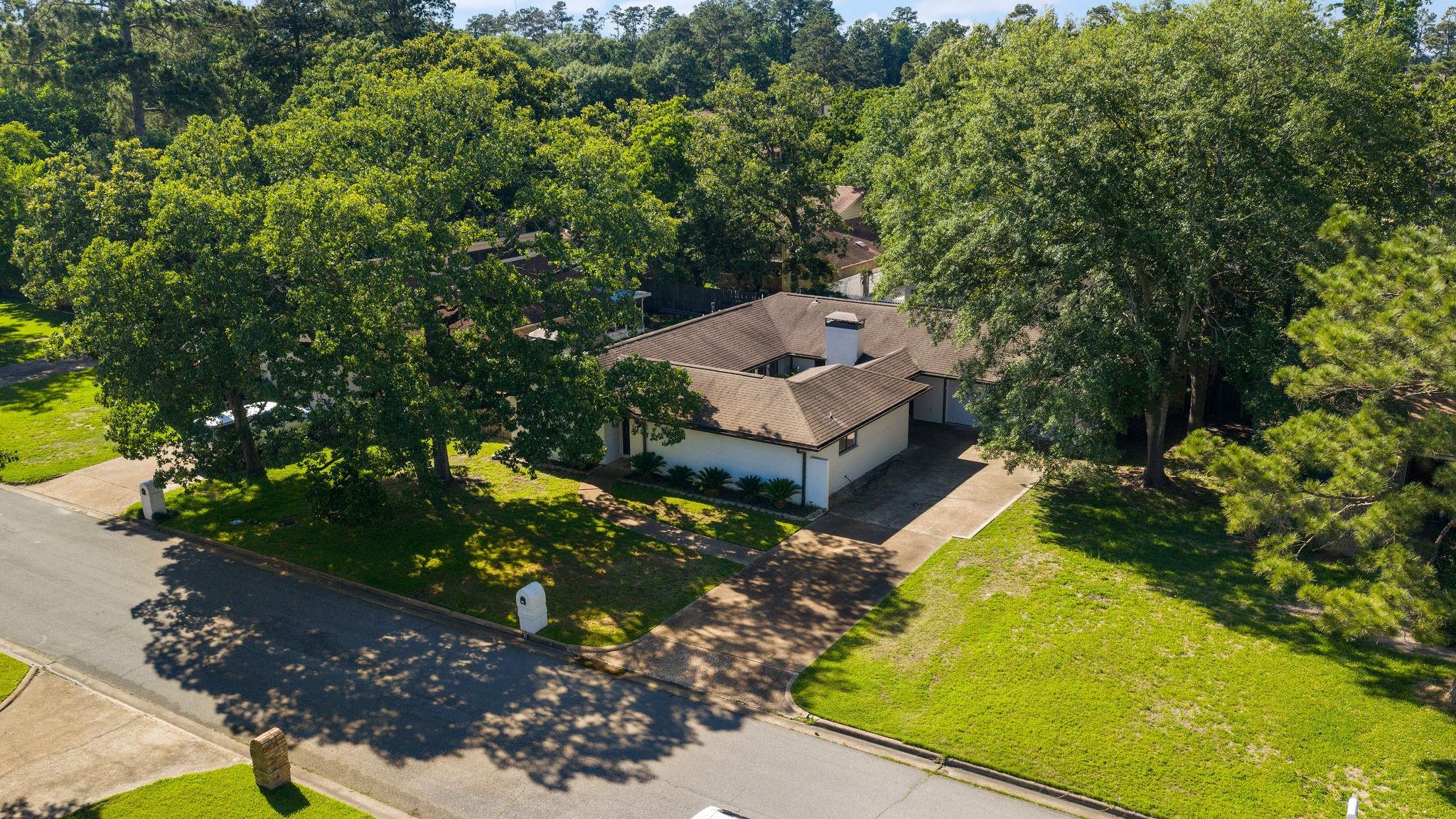 21 Glenview Court — photo