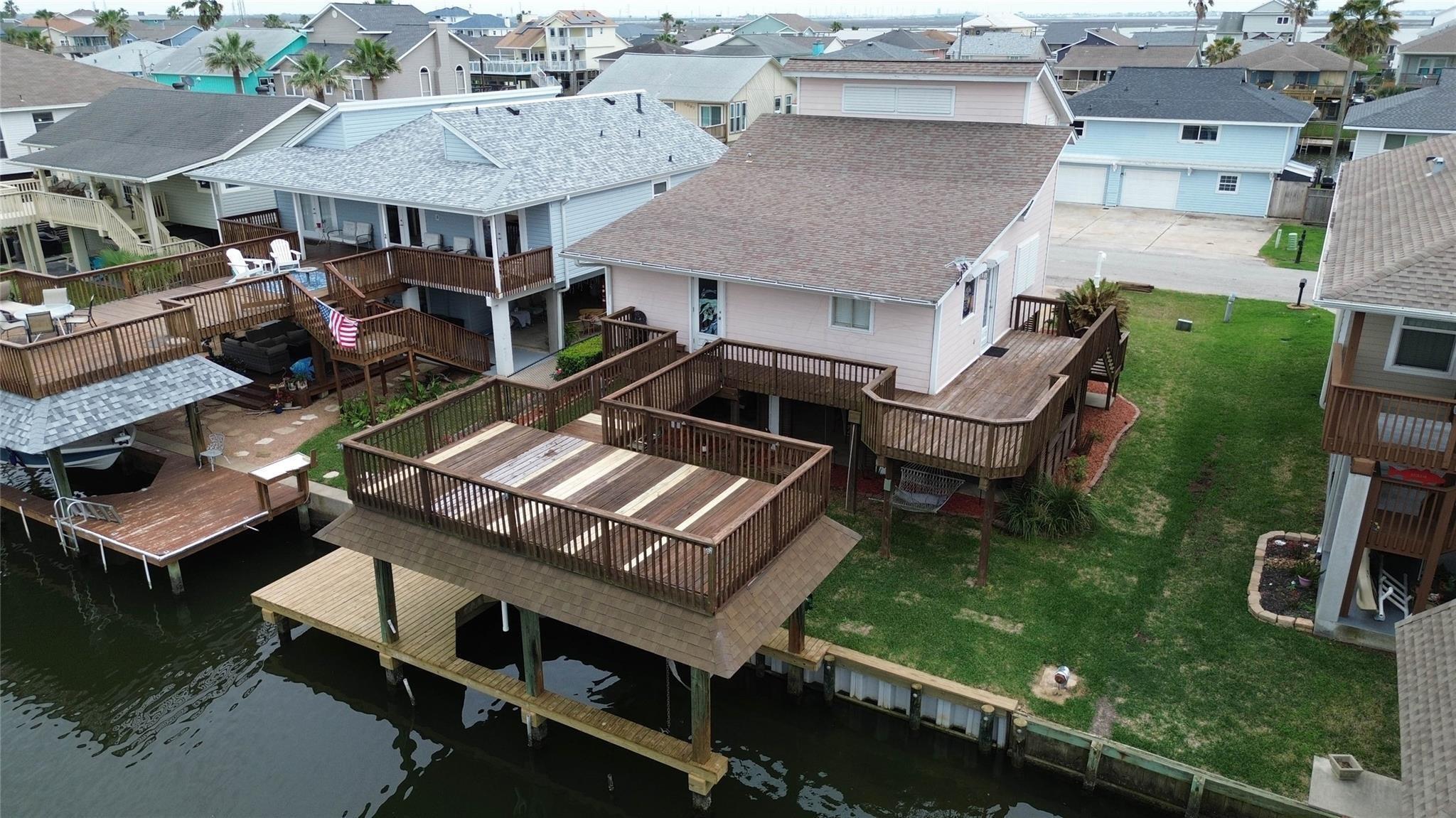 1031 Redfish Street — photo