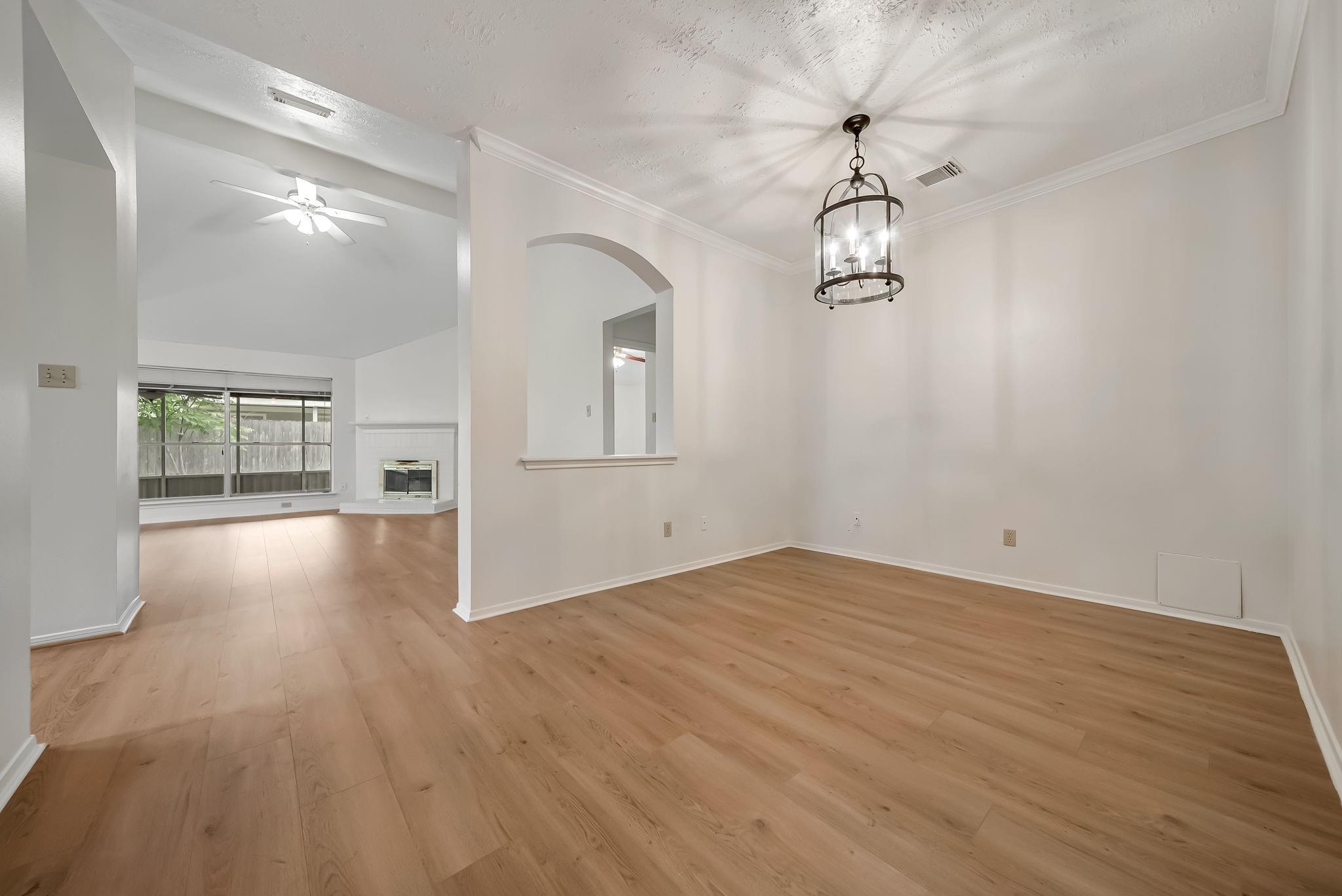 24006 Goodfellow Drive, Spring, TX 77373 — photo 2
