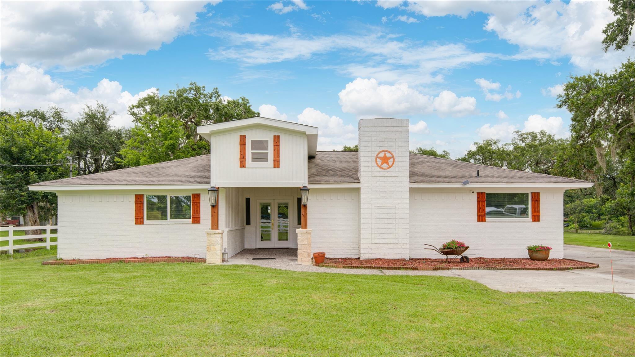 623 County Road 687 — photo