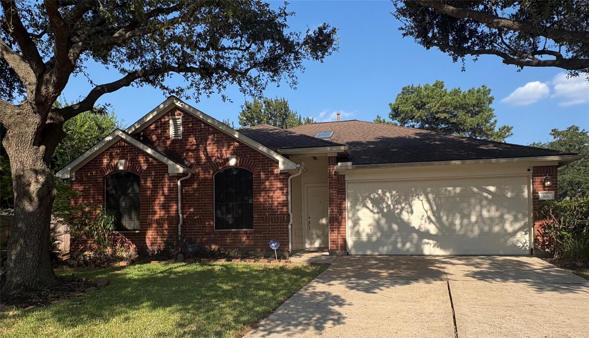 5026 Aquagate Drive — photo