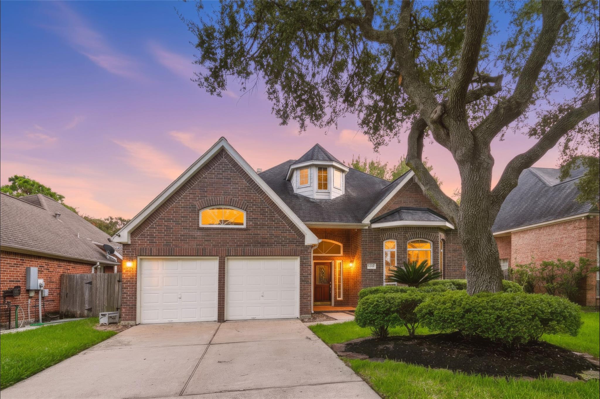 21515 Santa Clara Drive — photo