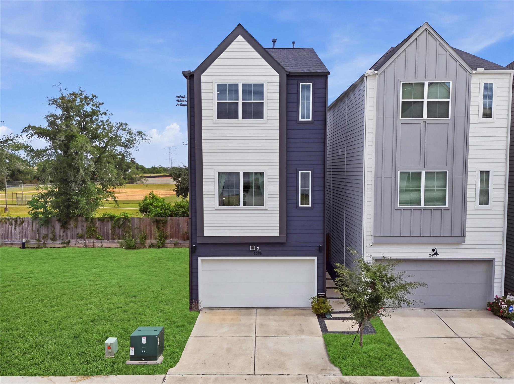 2206 Springwood Vista Lane — photo