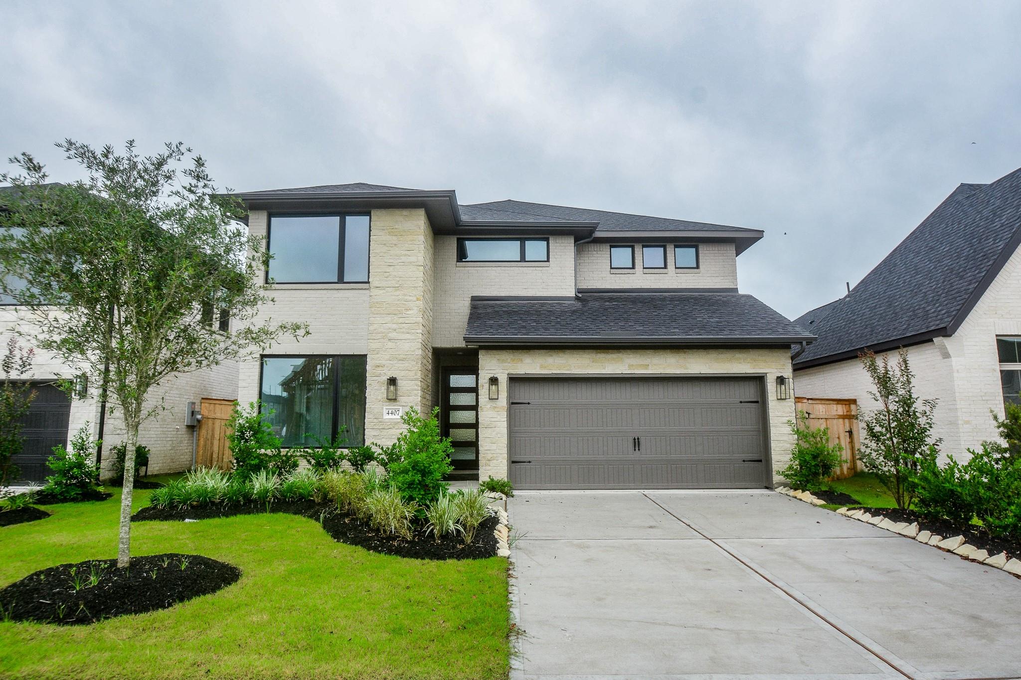 4407 Ruby Garden Court — photo