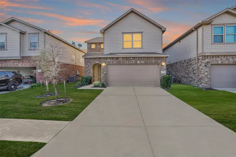25326 Cheshire Knoll Street — photo