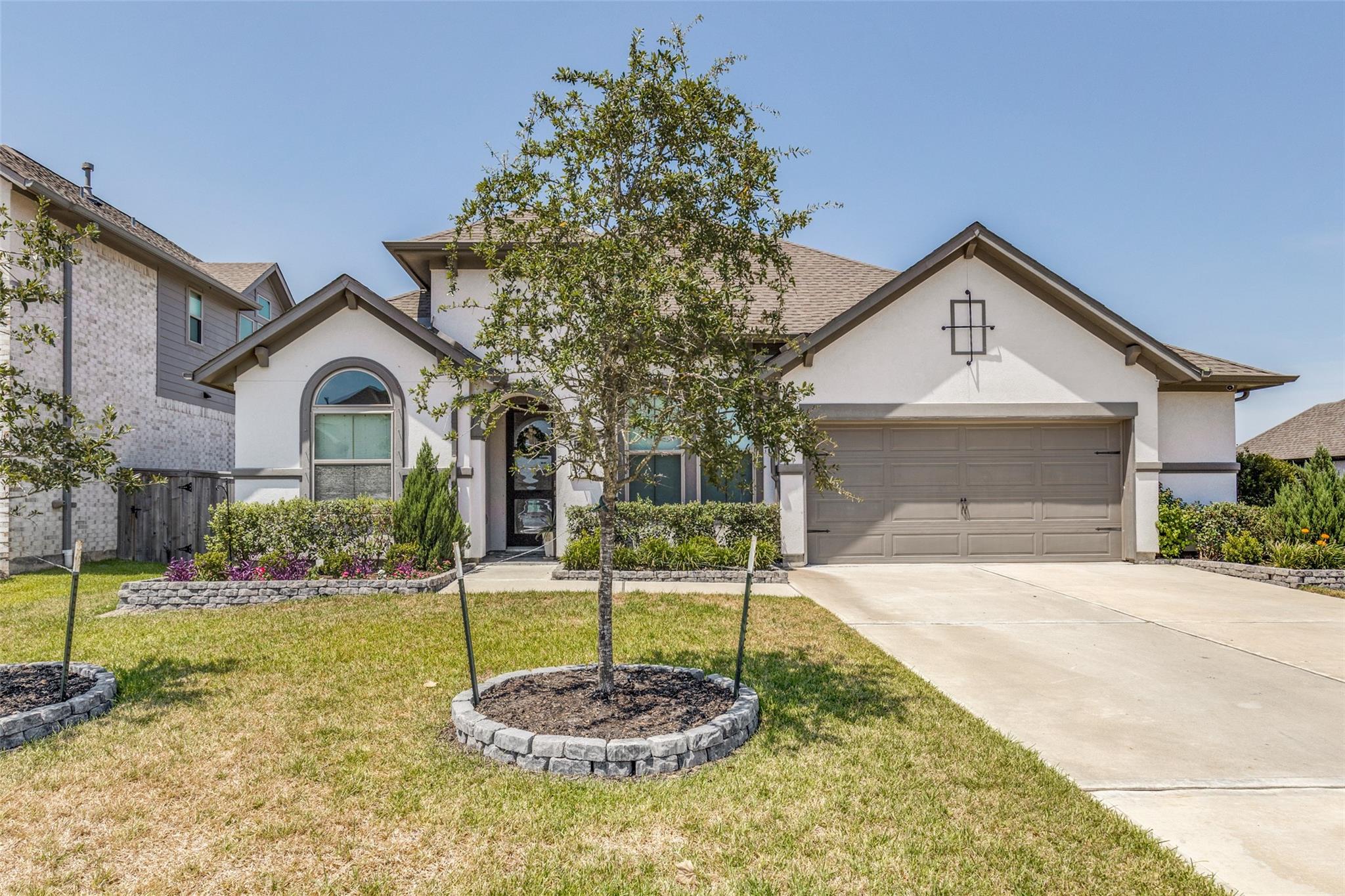 4923 Opal Sunset Court — photo