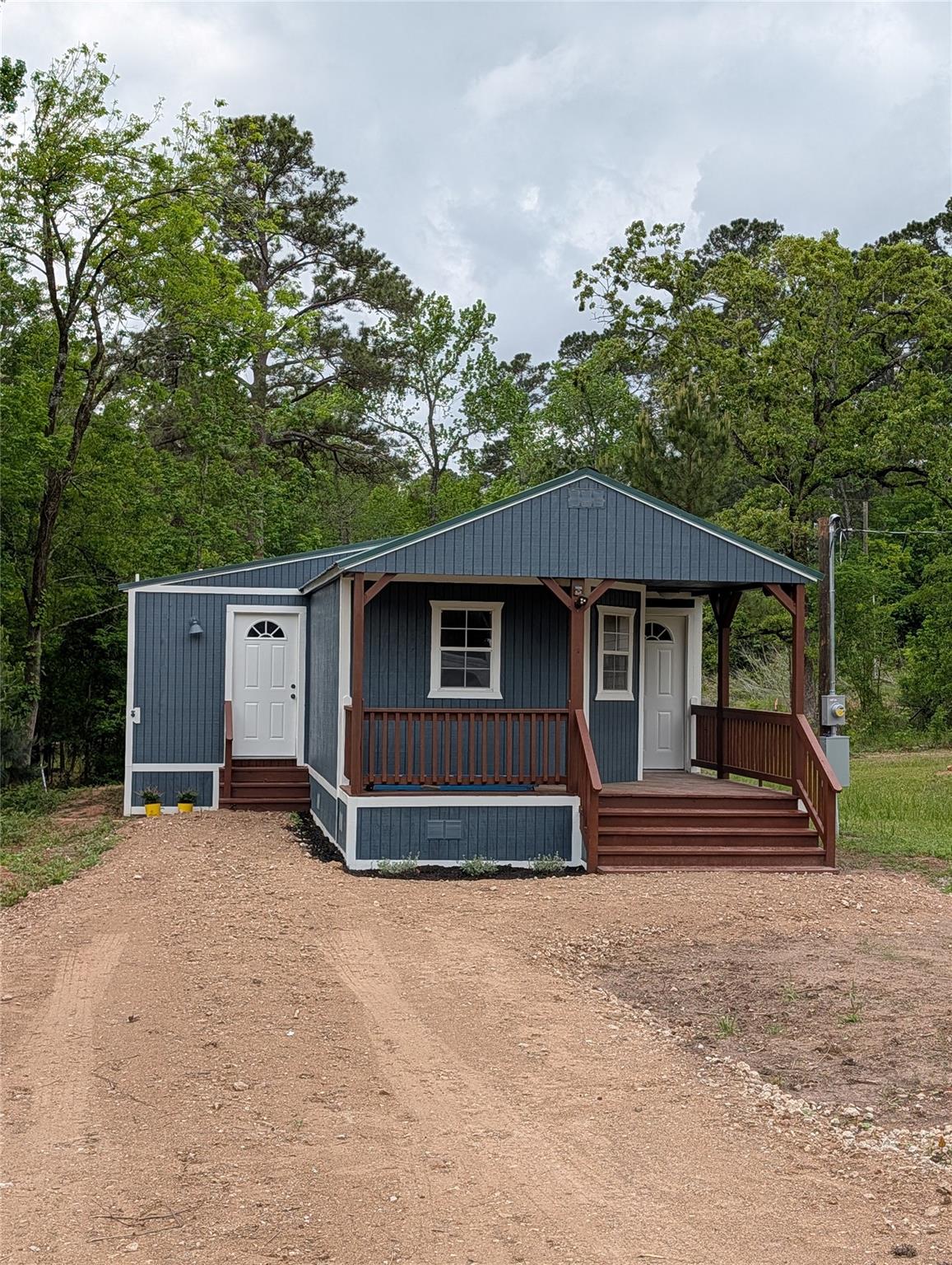 16 Walnut Lane, Riverside, TX 77320 — photo 2