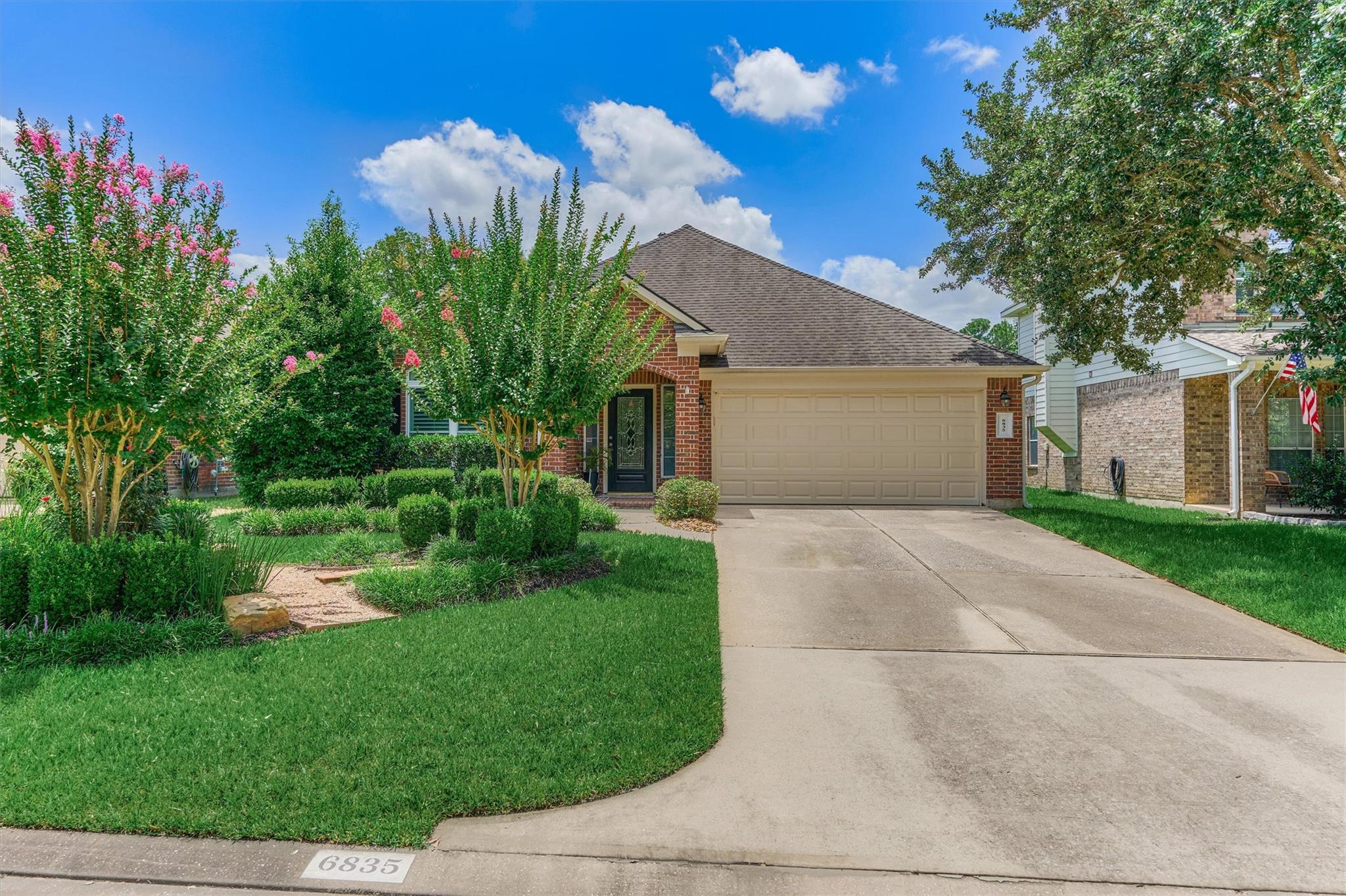 6835 Autumn Rain Lane — photo