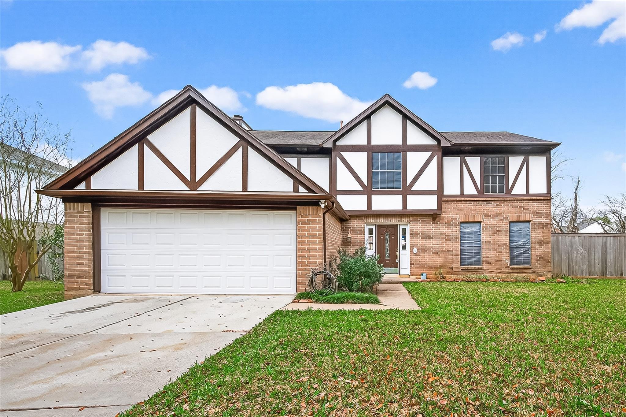 3102 Lakefield Way — photo