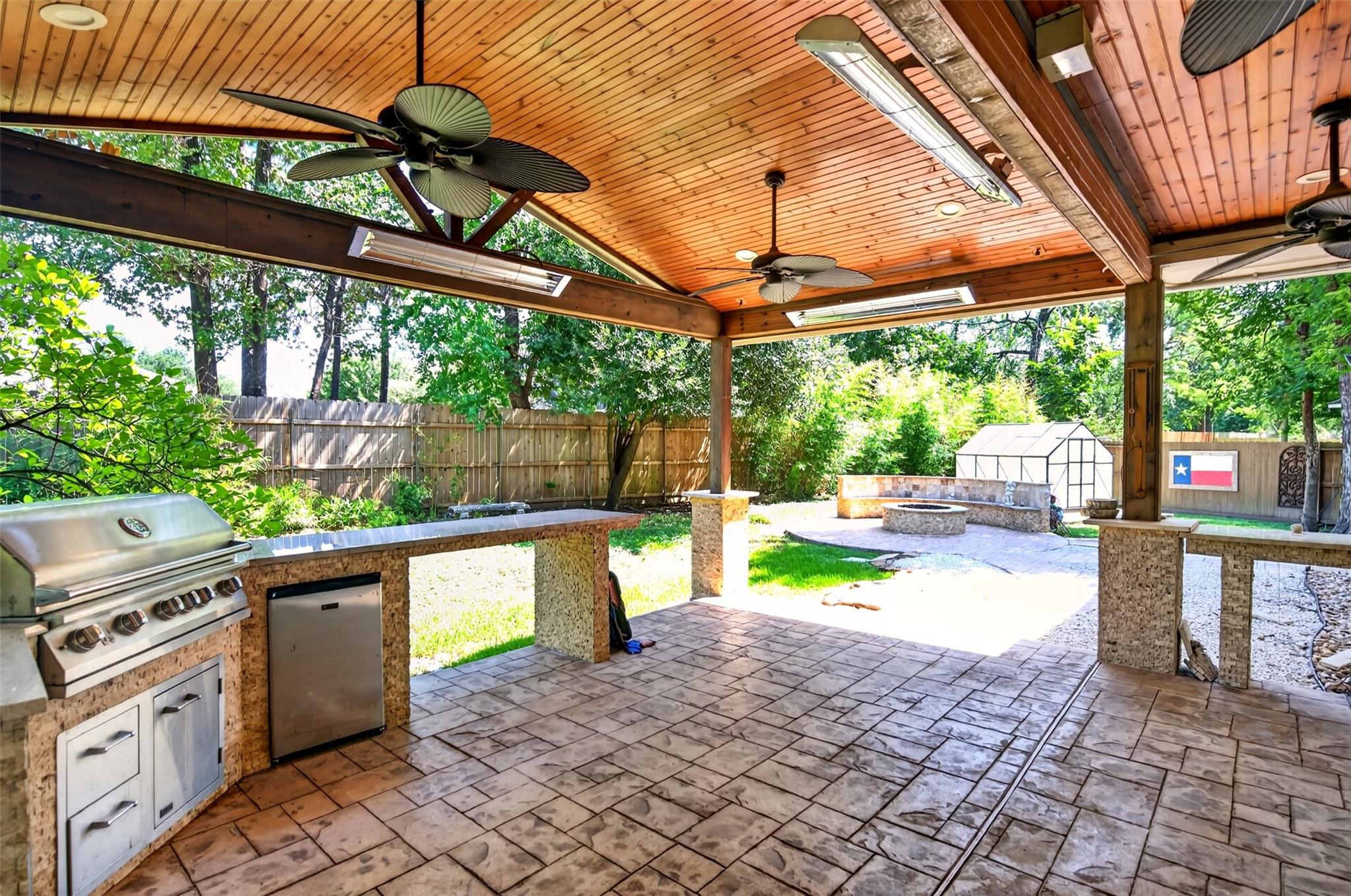 10106 Mandolin Court — photo