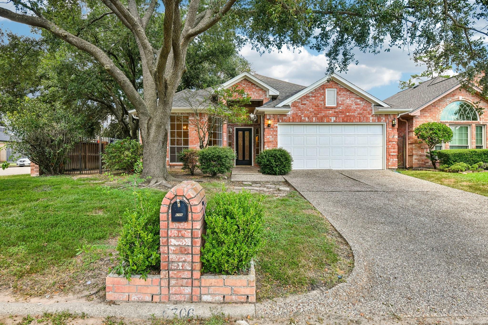 6706 Prairie Dunes Drive — photo