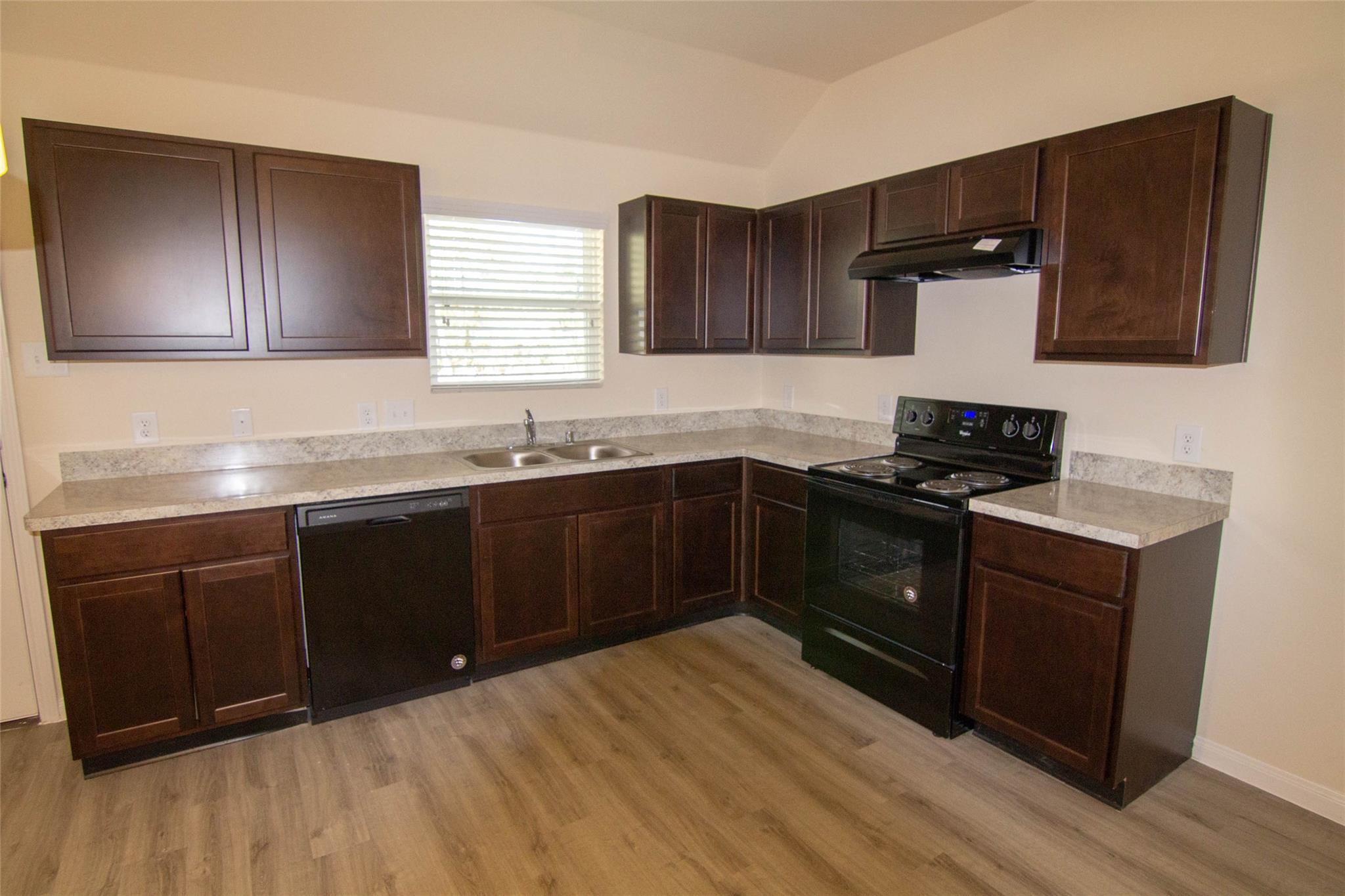 154 Spring Meadows Circle, Willis, TX 77378 — photo 2