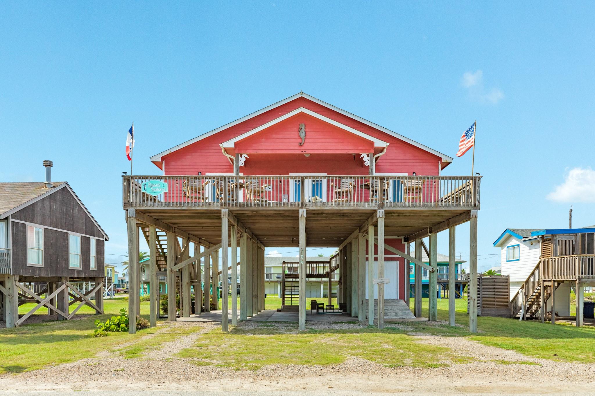306 Beach Drive, Surfside Beach, TX 77541 — photo 2