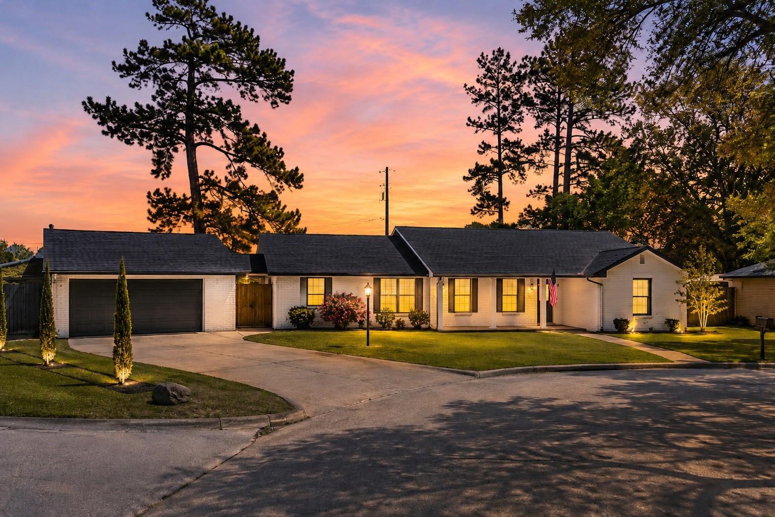 102 Enchanted Oaks Court — photo