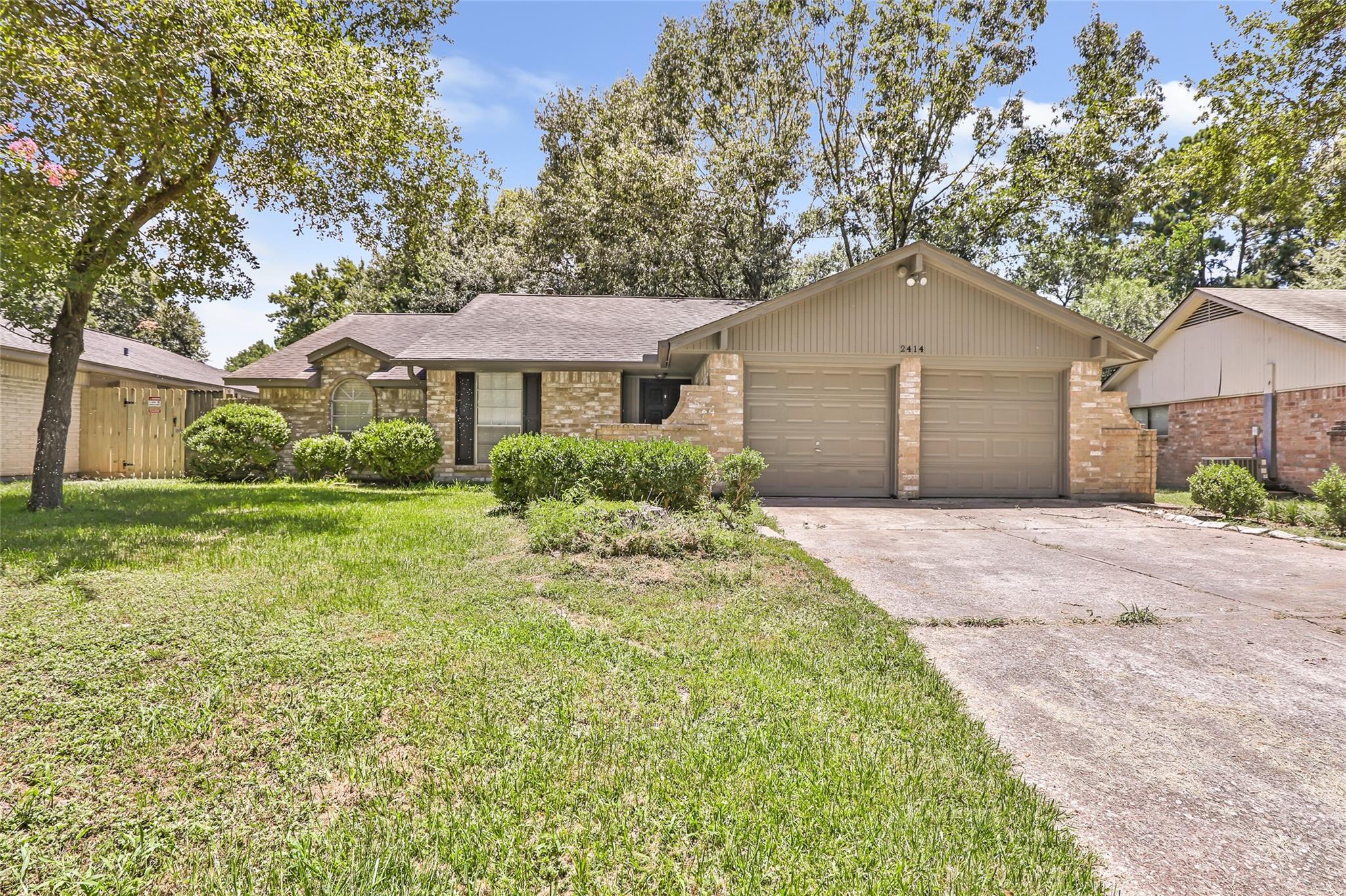 2414 Chanay Lane — photo
