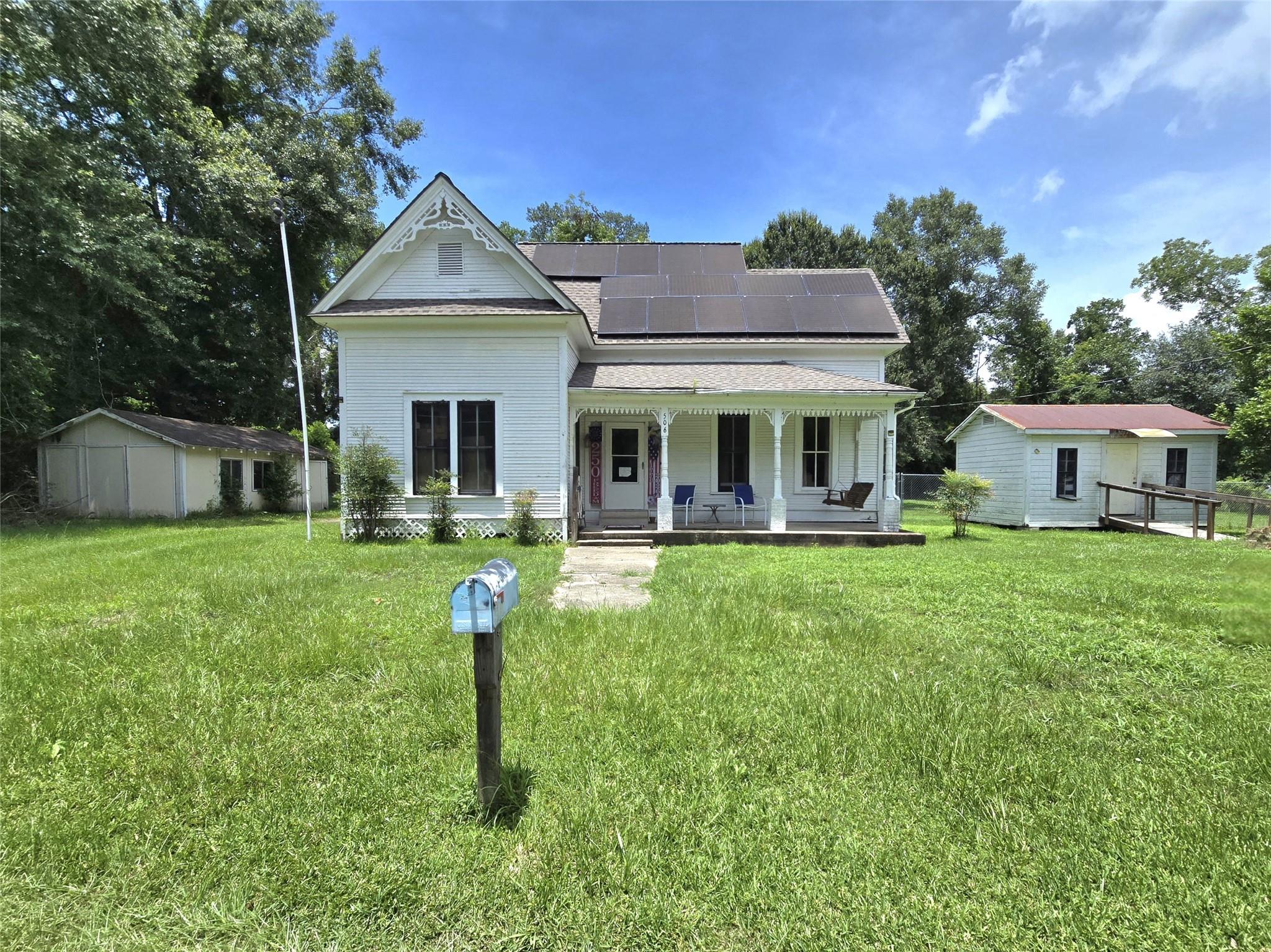 506 W Harris Street — photo
