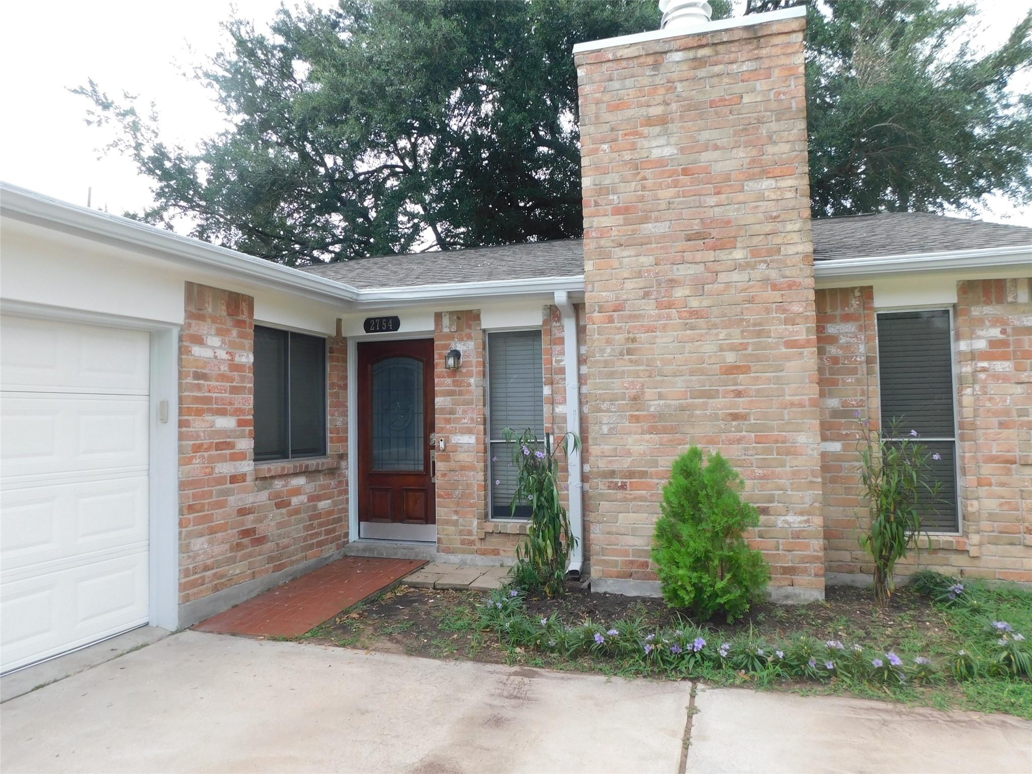 2754 Quarry Hill Road — photo