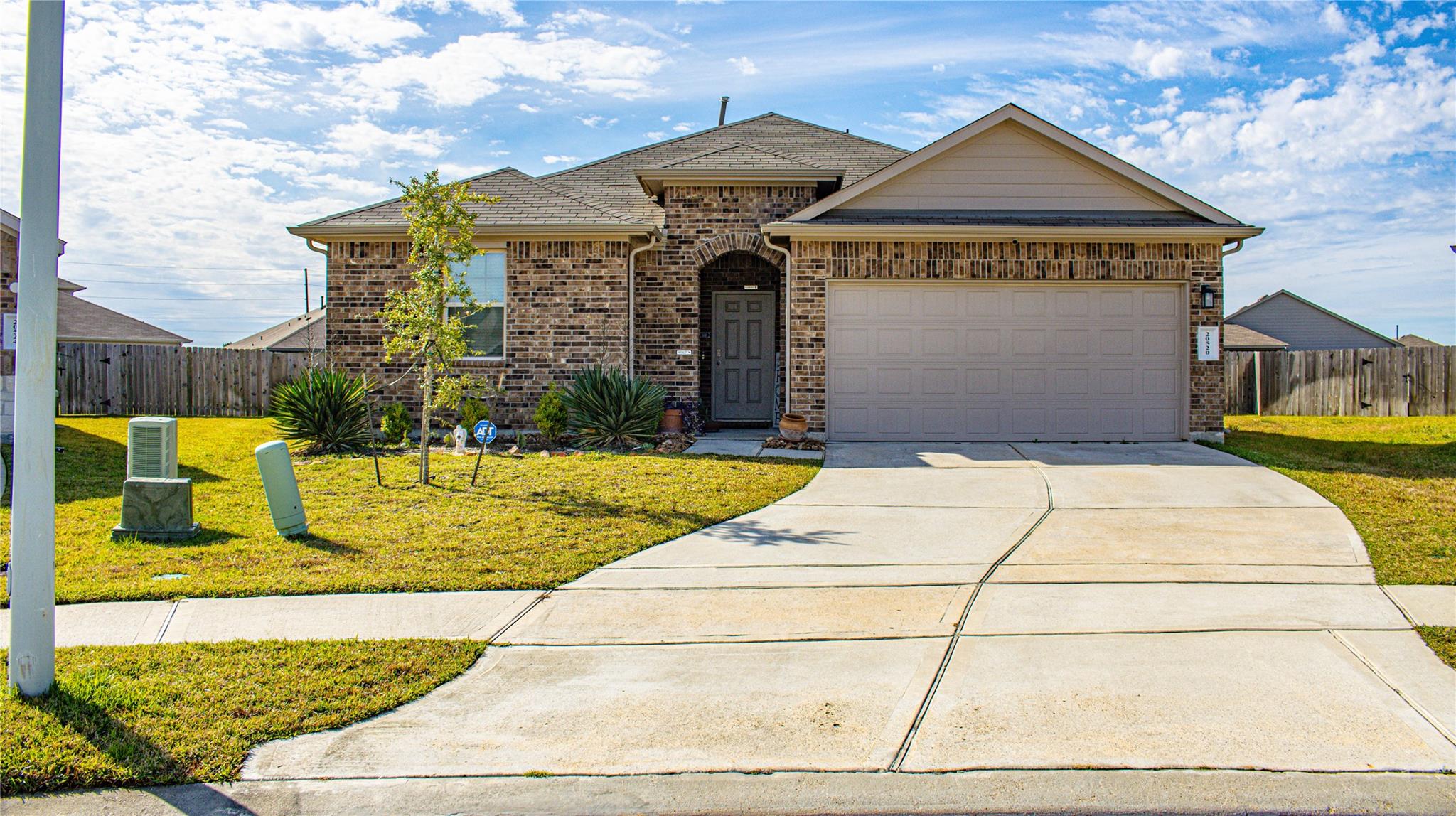 20520 Vaughn Forest Court — photo
