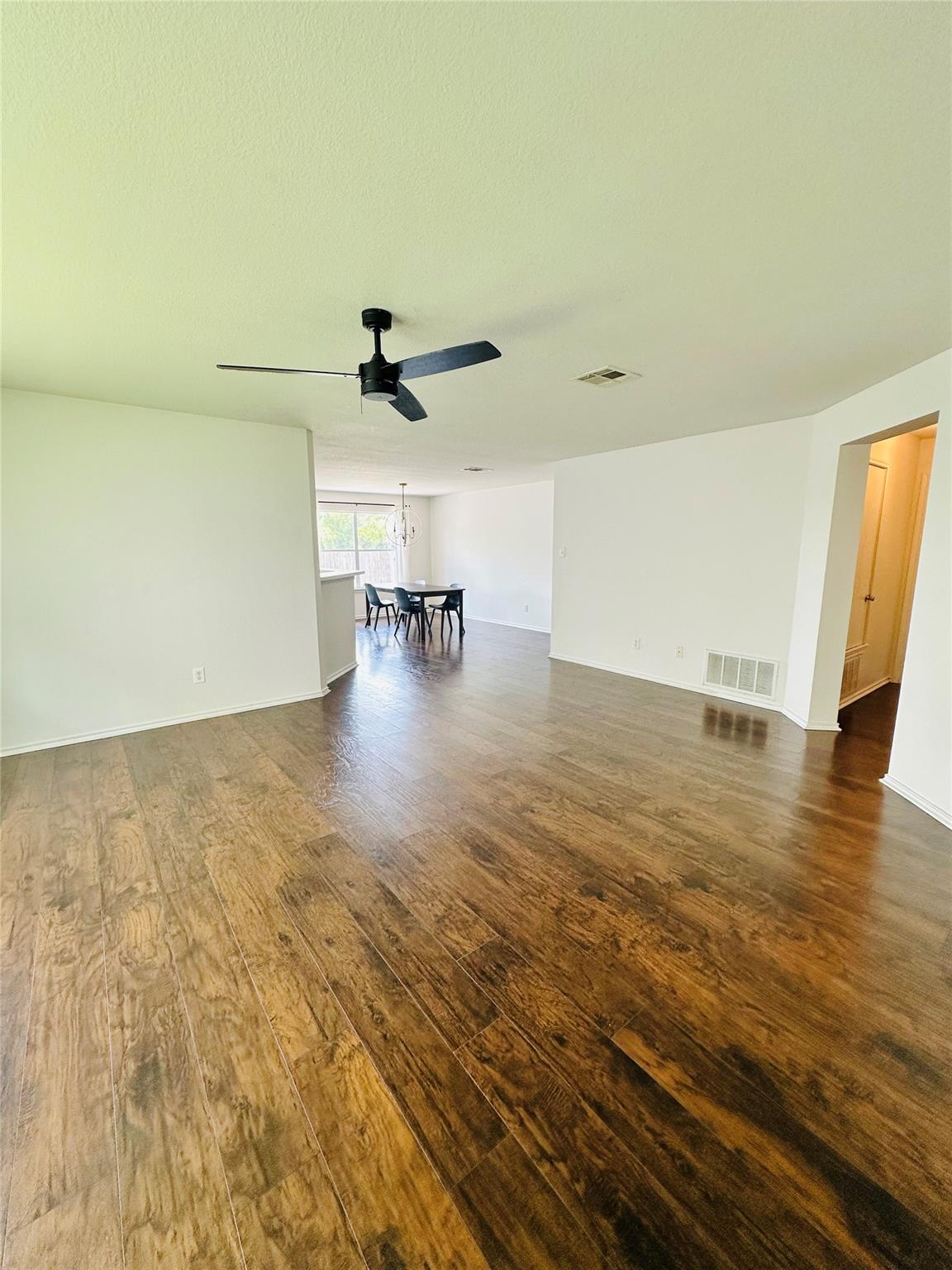 602 Lavaca Loop, Elgin, TX 78621 — photo 3