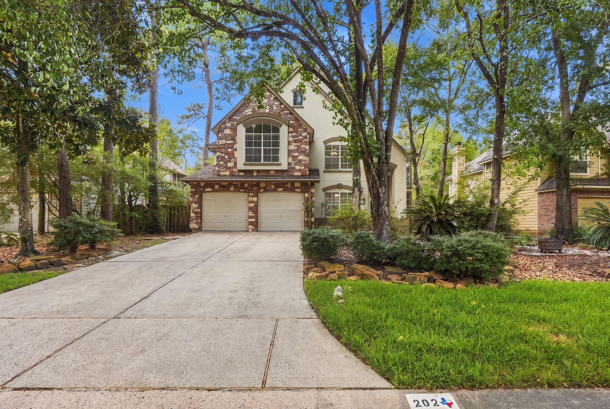 202 W Greywing Circle — photo
