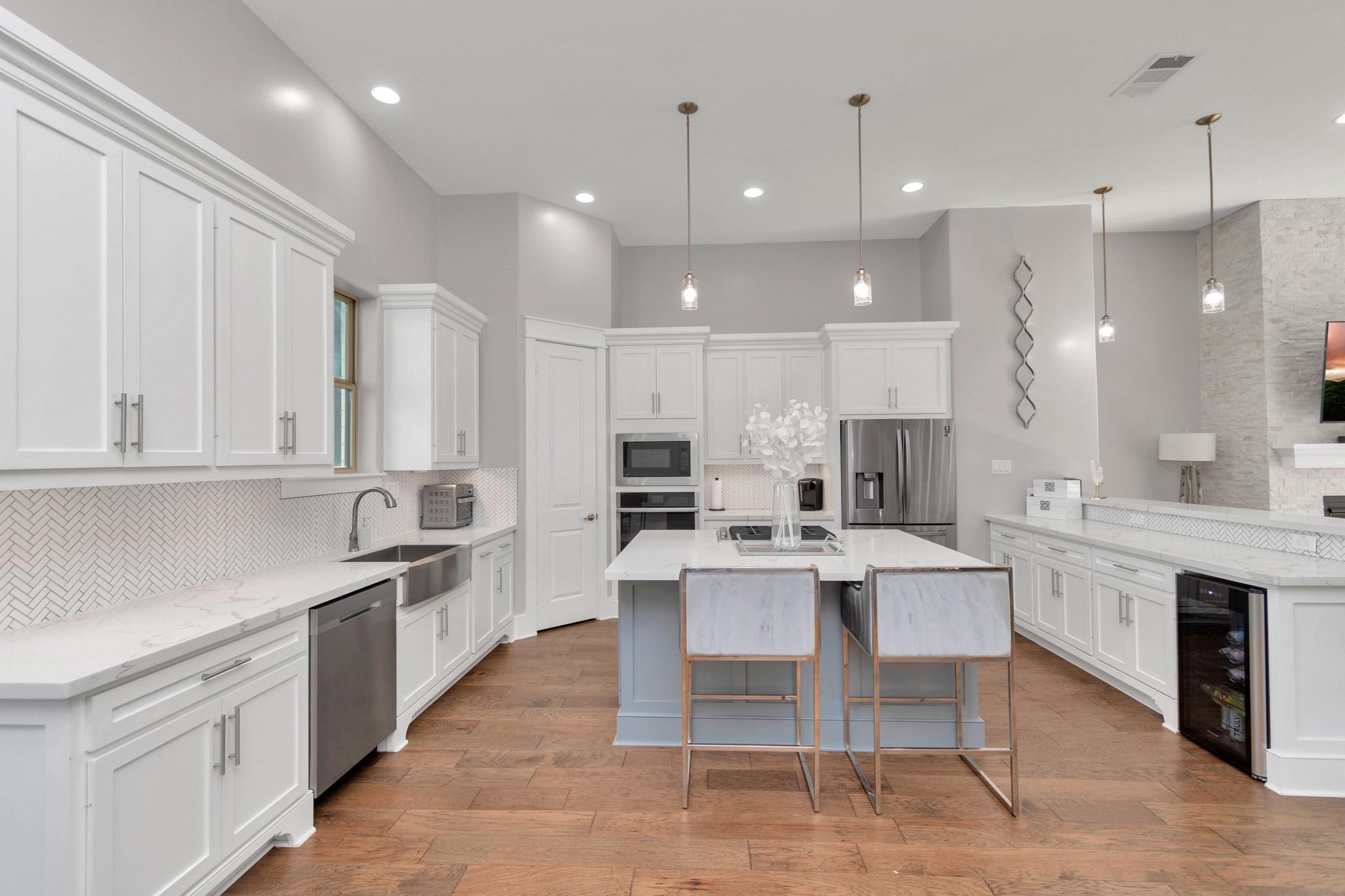 4962 Edison Park Lane — photo
