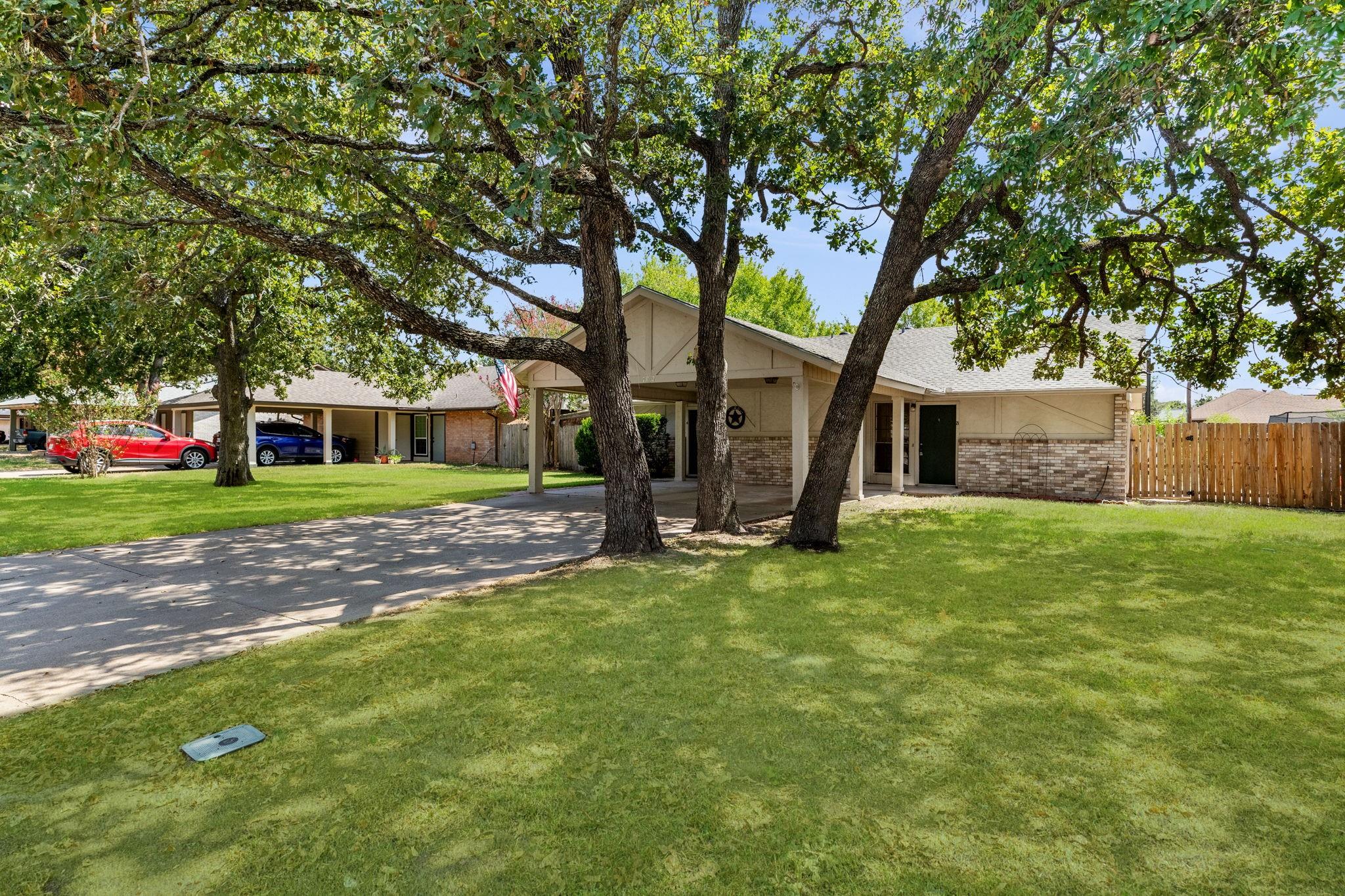 702 San Mario Court #B — photo