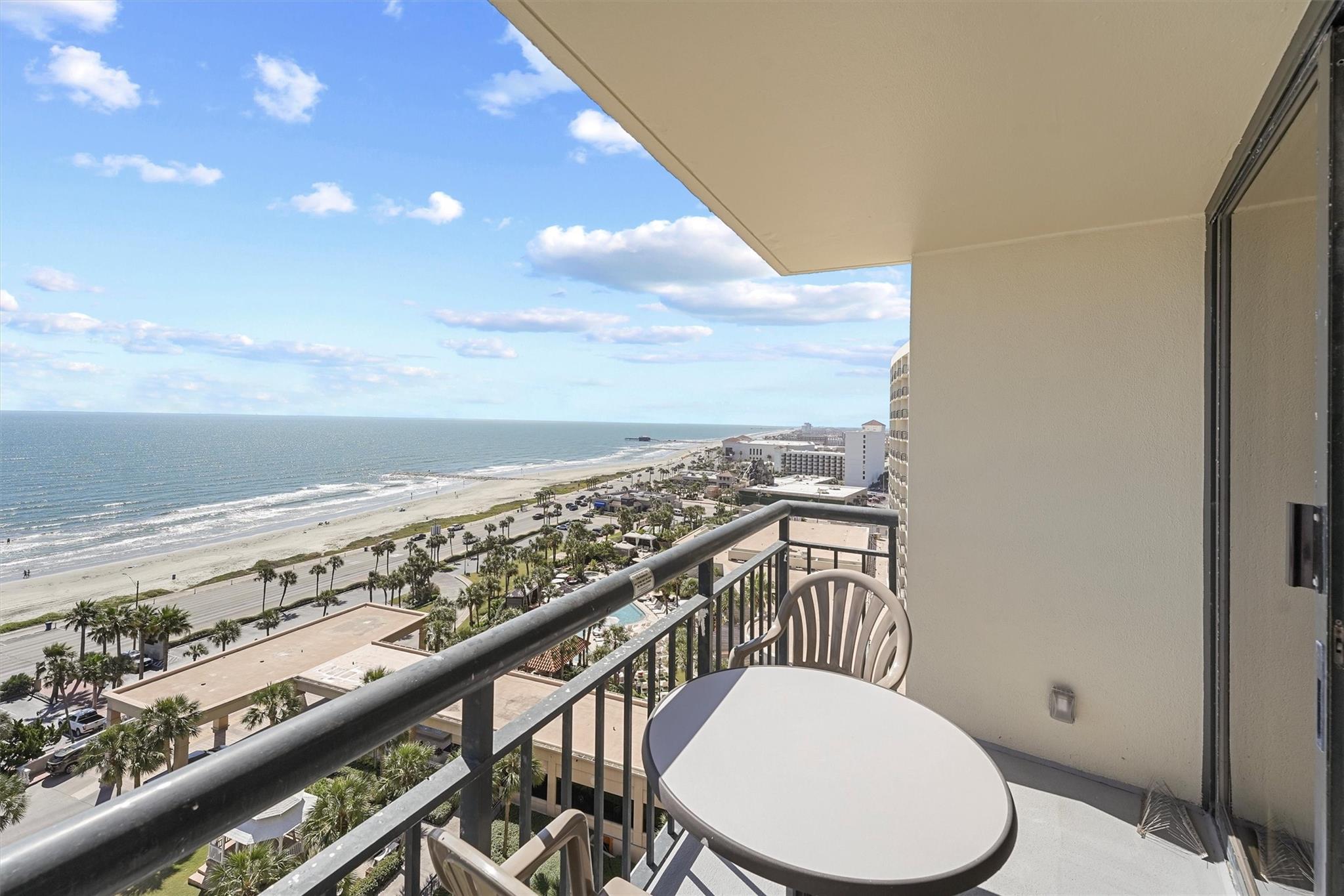 5220 Seawall Boulevard #1432a — photo