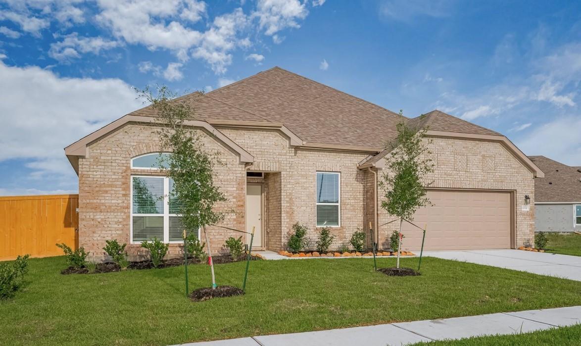 1070 Comal Trail — photo