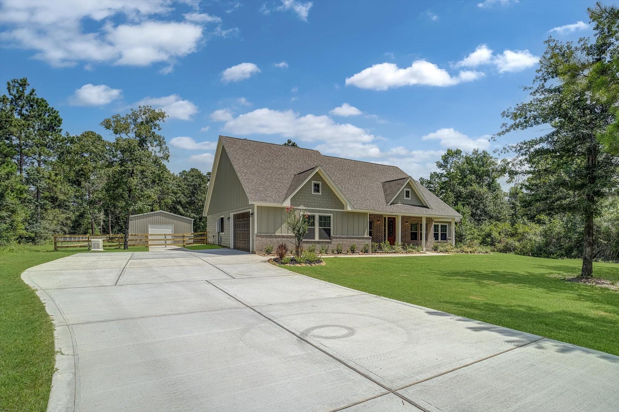 347 Iron Horse Road — photo