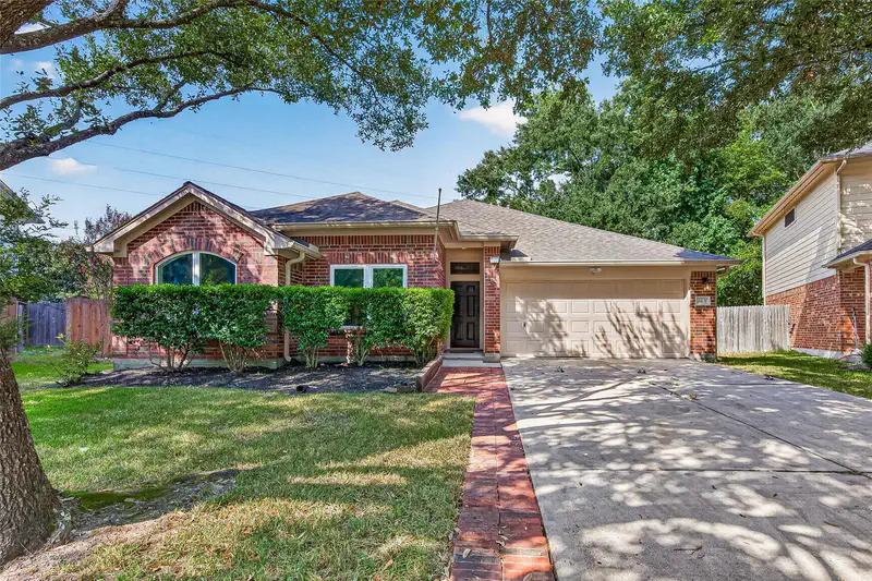 31426 Camden Village Drive — photo