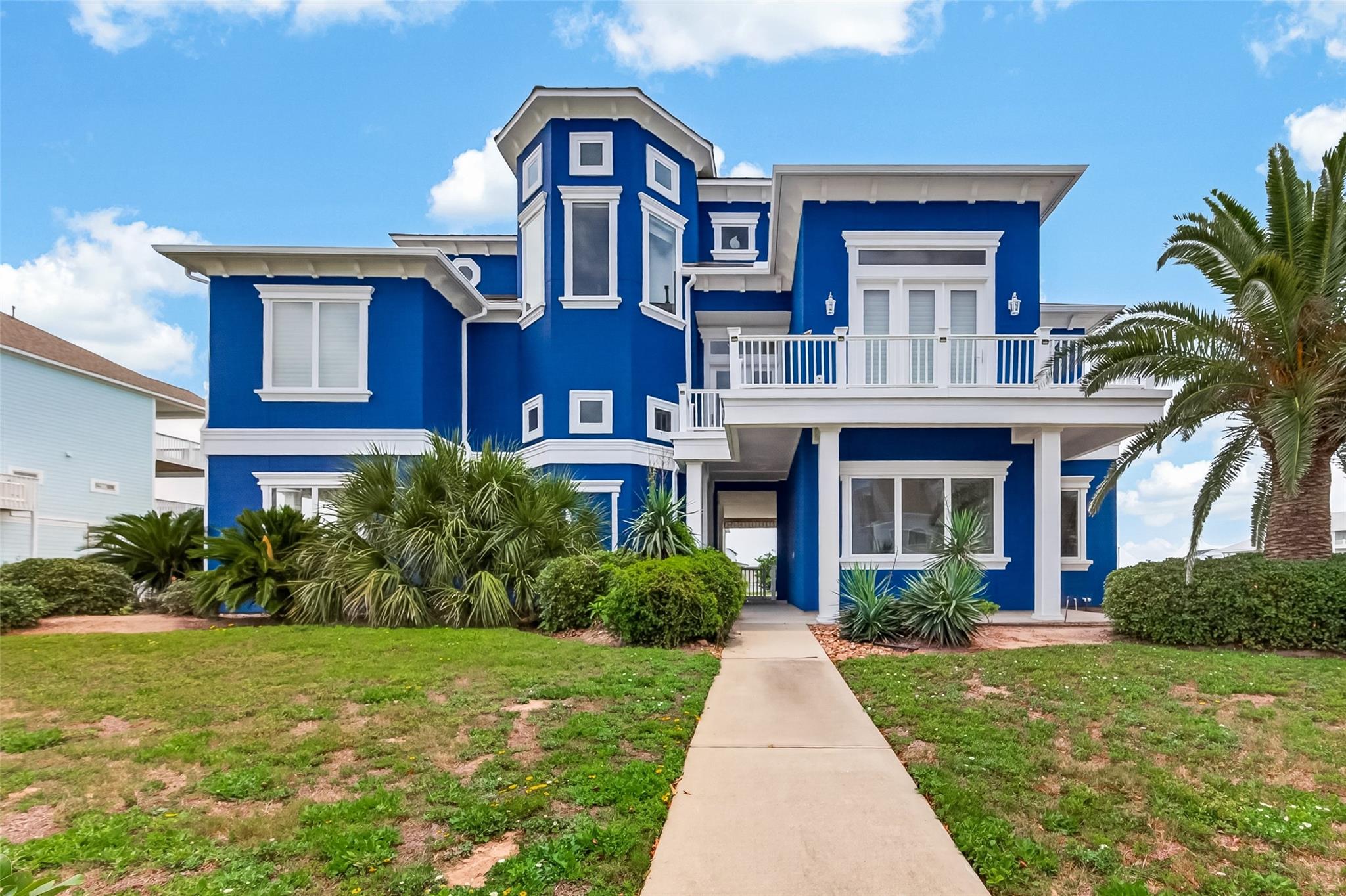 20719 E Sunset Bay Drive — photo
