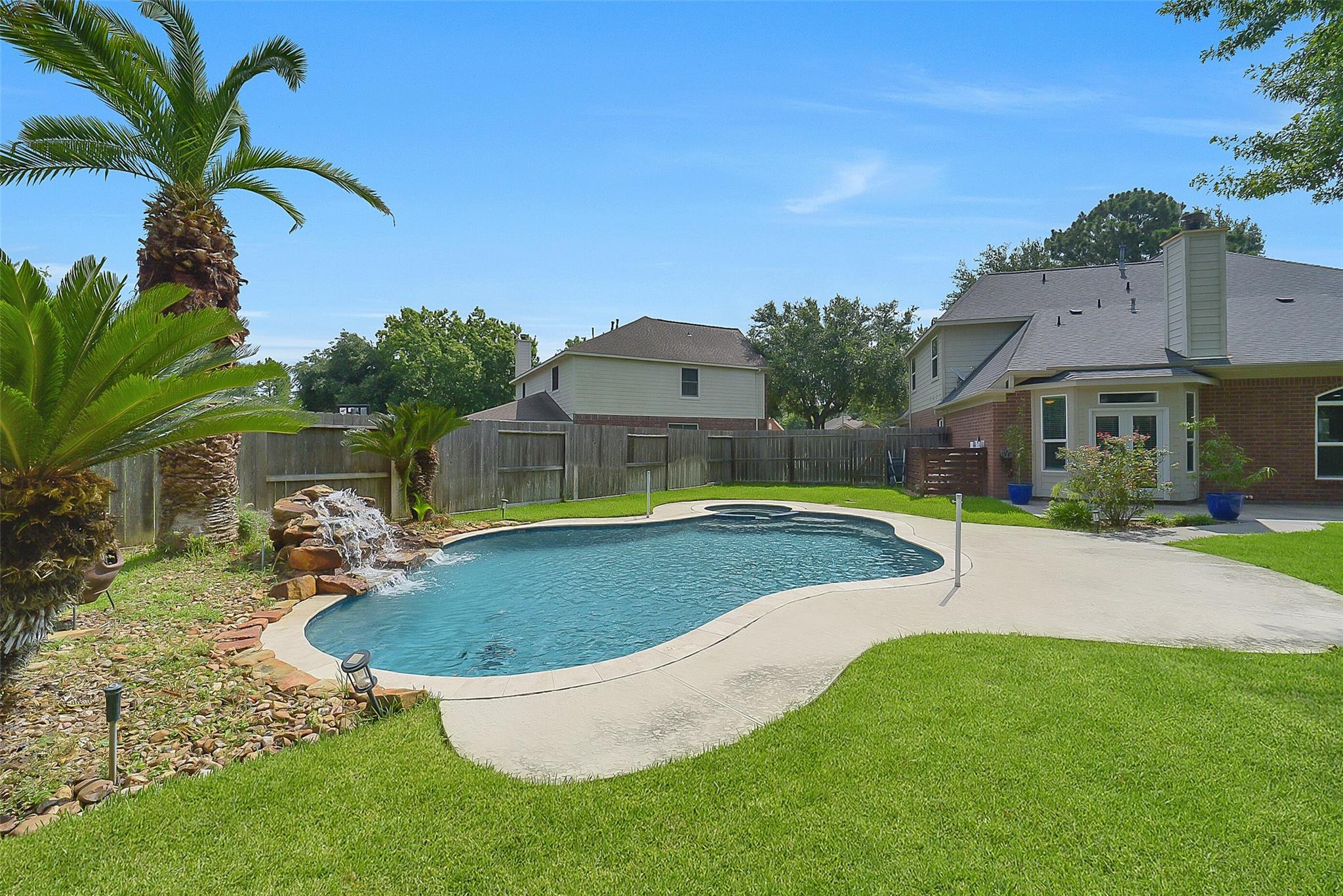 5810 Centennial Glen Drive — photo