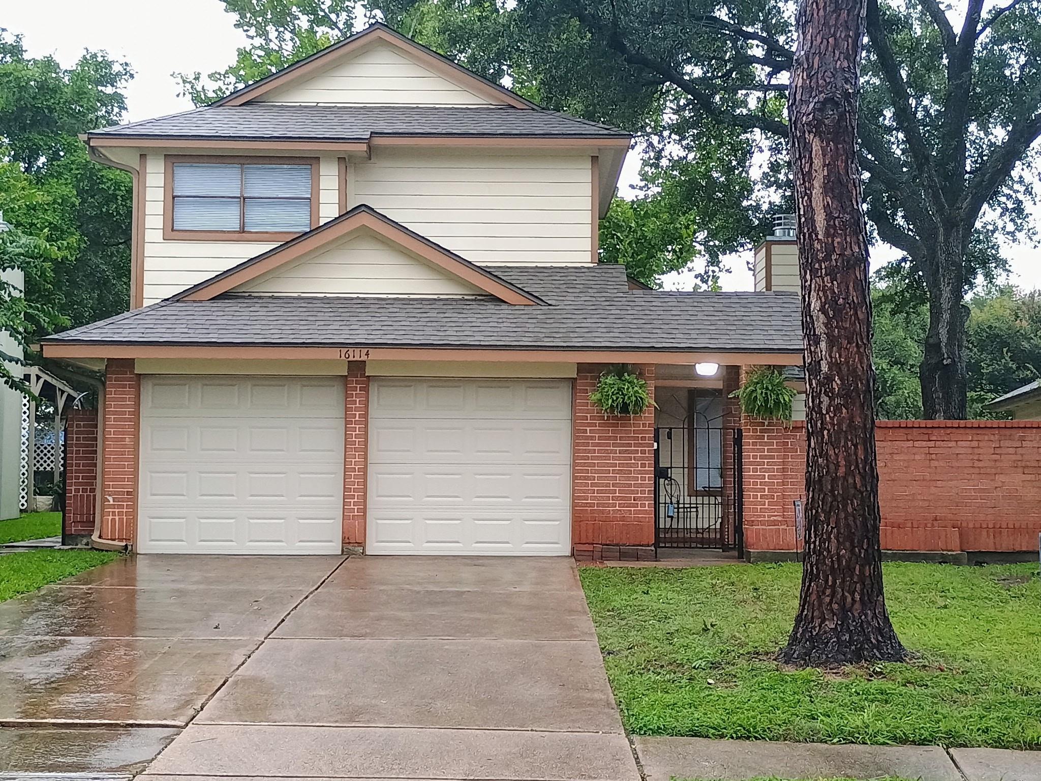 16114 Golden Sands Drive — photo