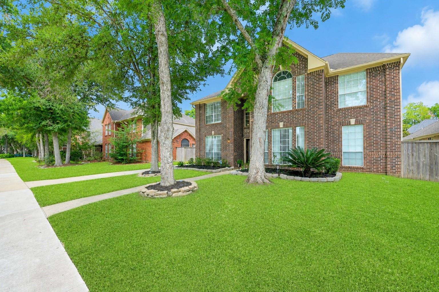 1123 Glendale Drive — photo
