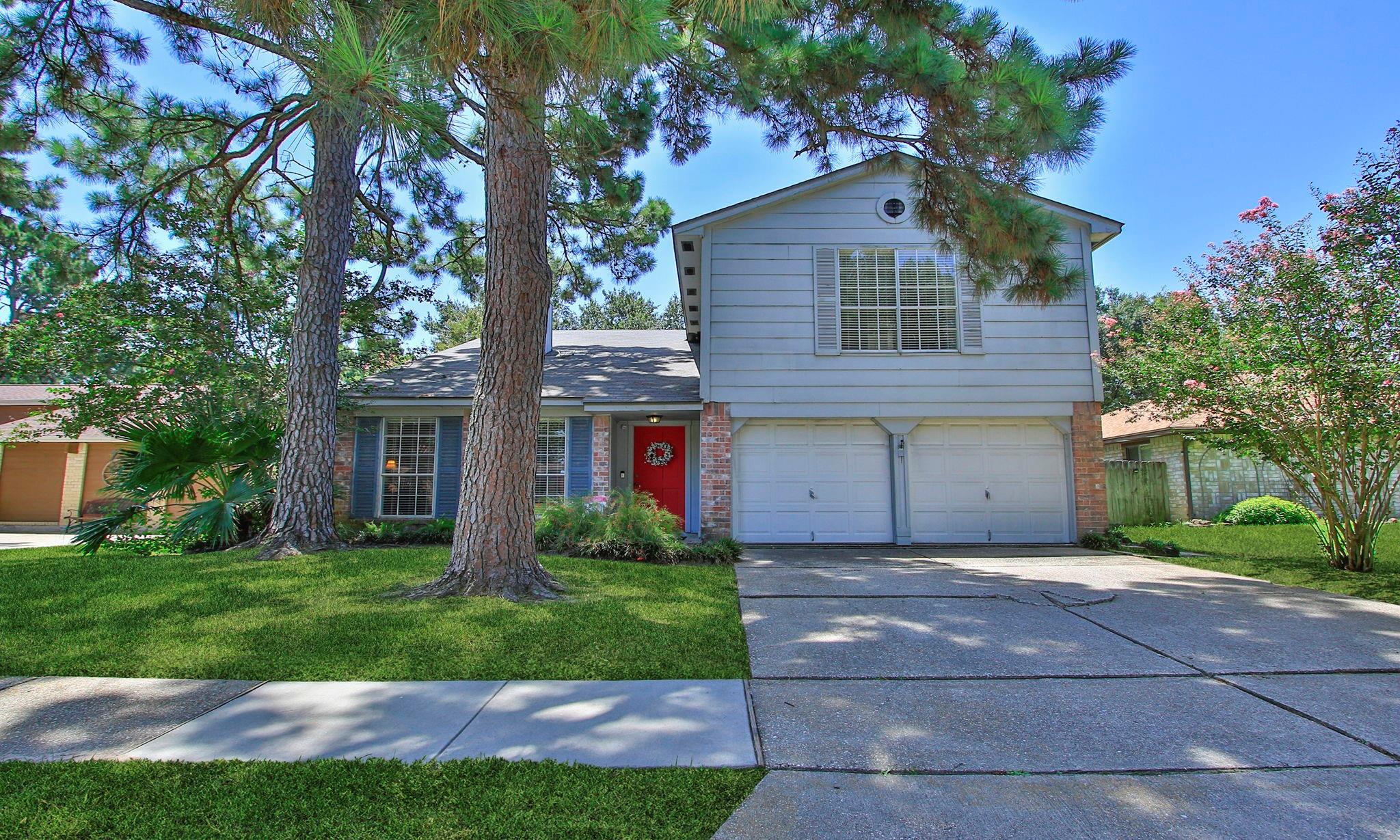 4835 Ingleside Court — photo
