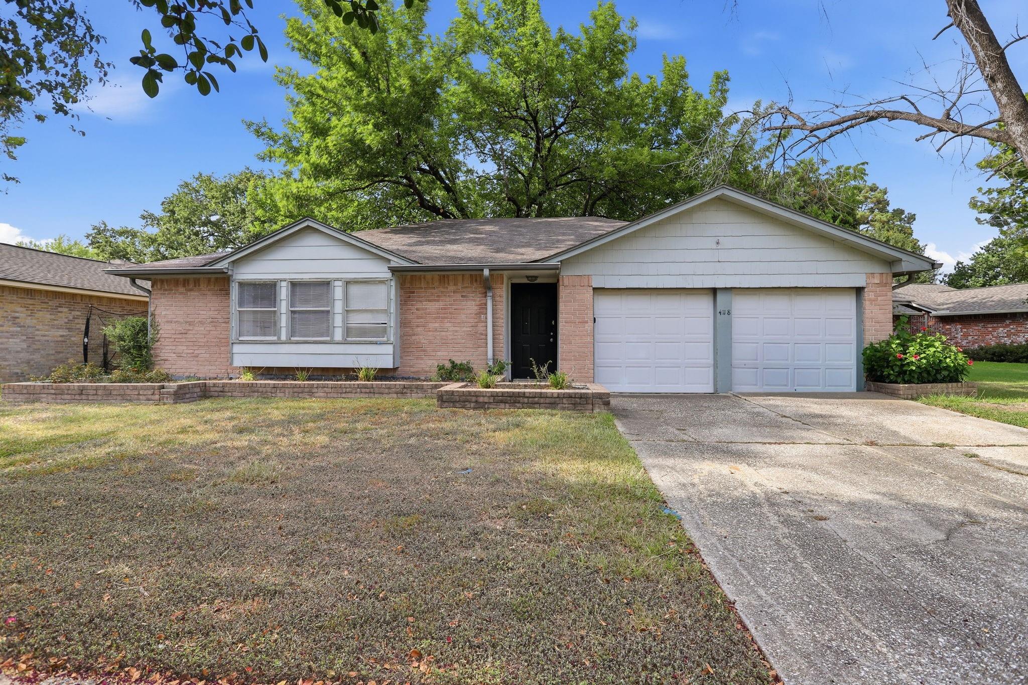 4118 Pinebridge Lane — photo