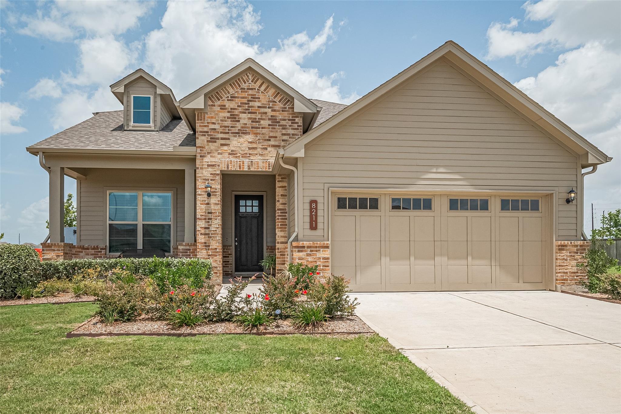 8211 Red Shiner Way — photo
