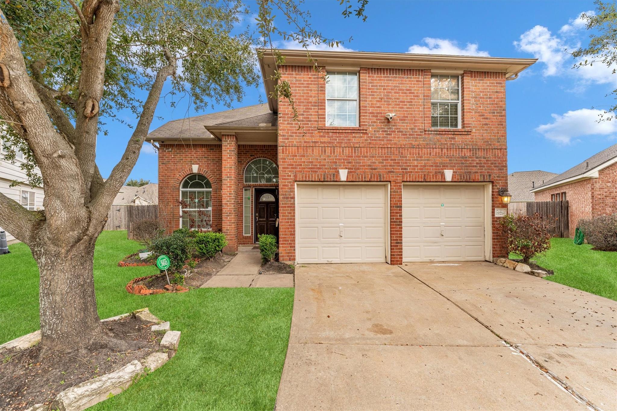 19214 Terra Forest Court — photo