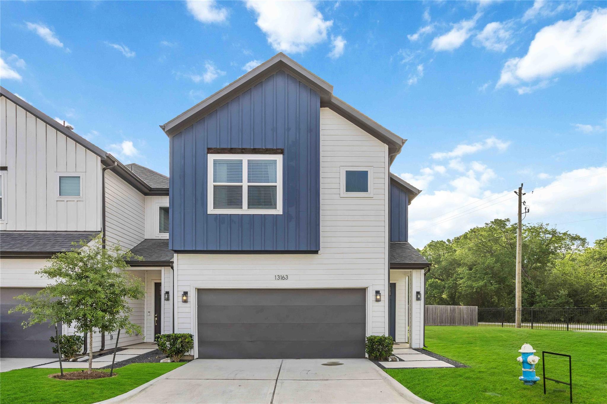 13138 Perennial Springs Drive — photo