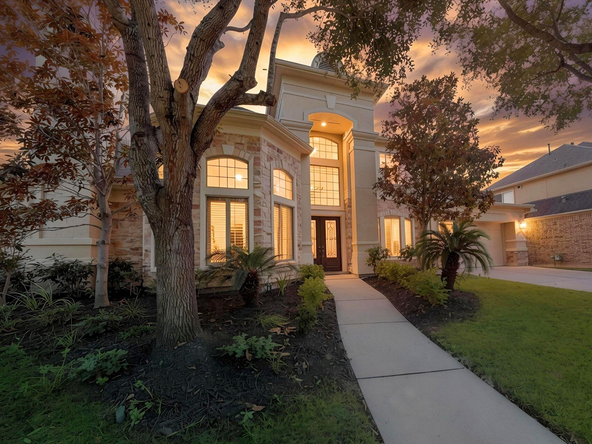 5907 Hawthorne Garden Way — photo