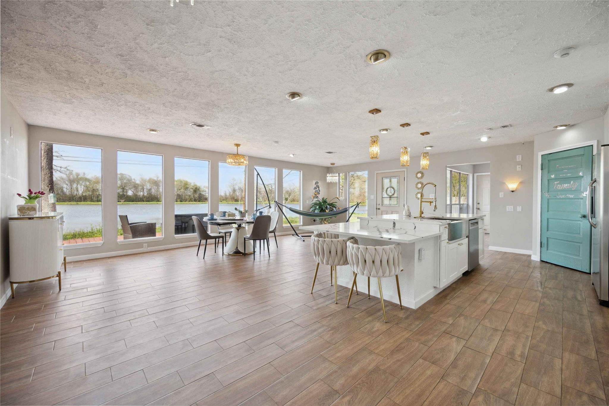 911 Brook Forest Drive — photo