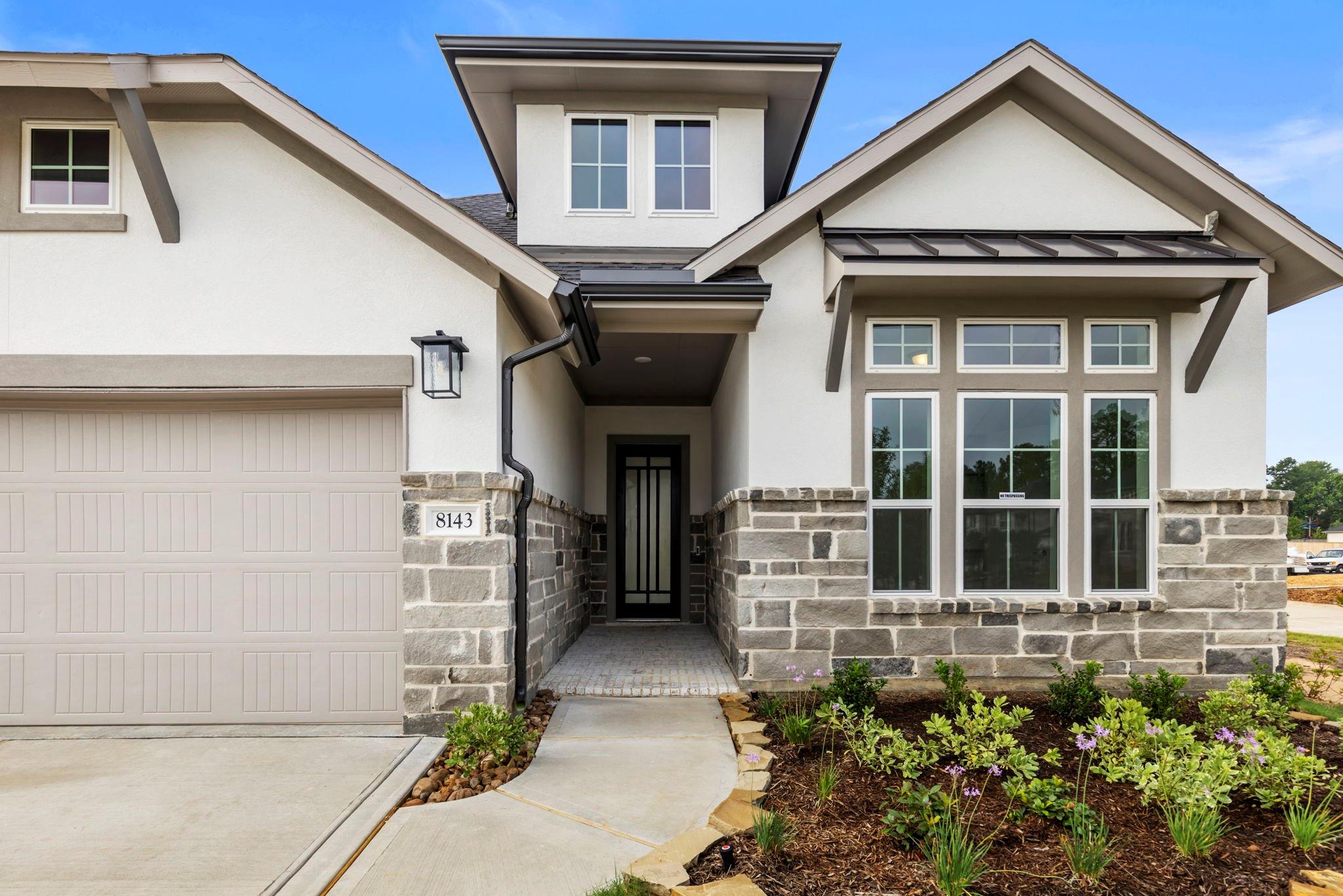 8143 Fenway Heights Dr — photo