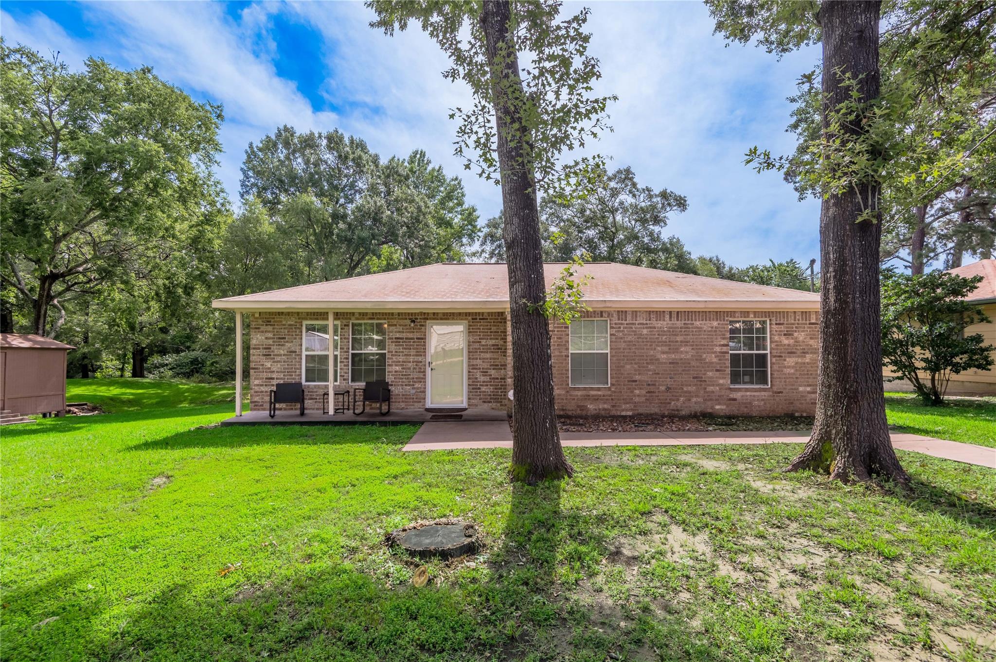 405 Peacock Path, Trinity, TX 75862 — photo 3