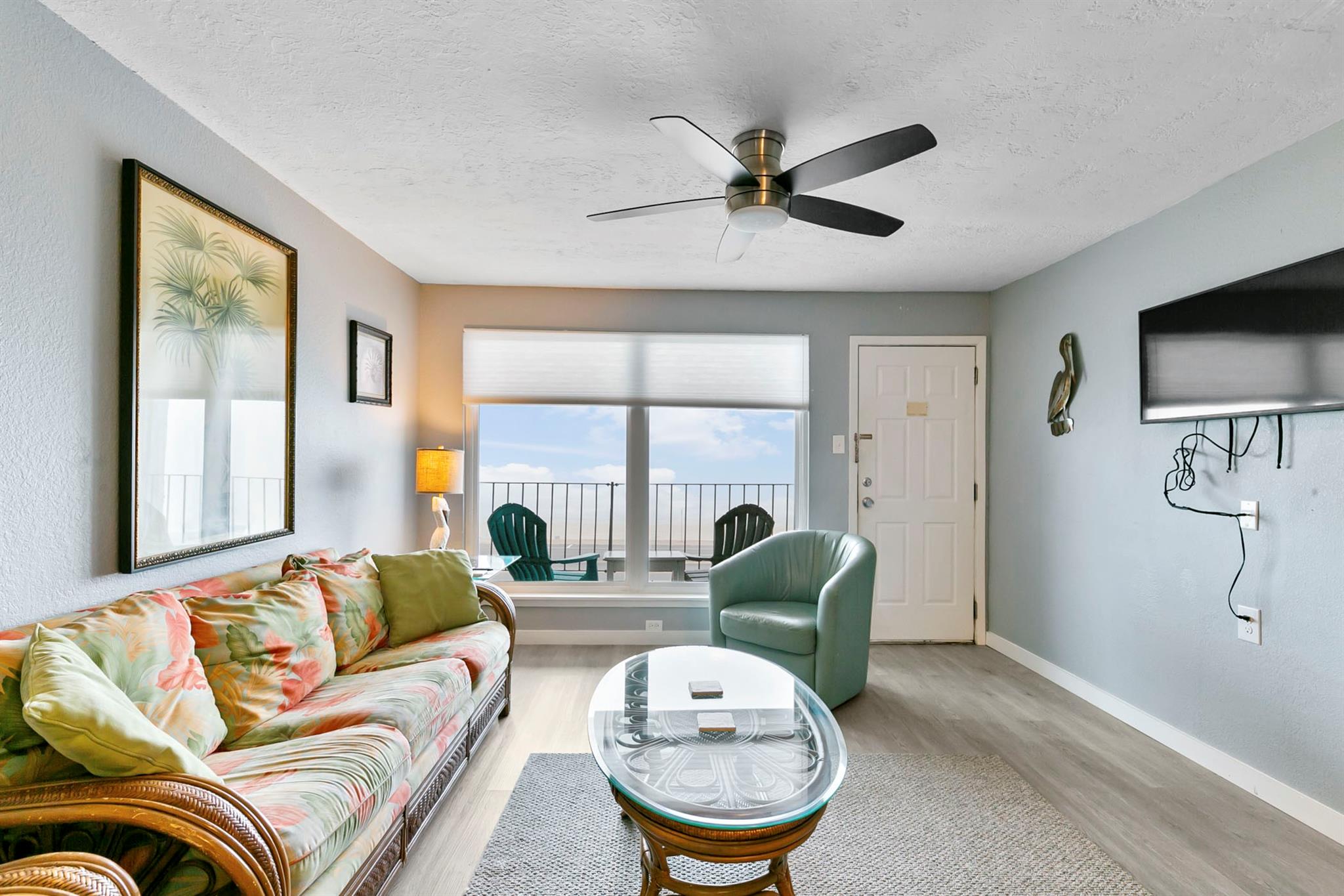 7600 Seawall Blvd #202 — photo