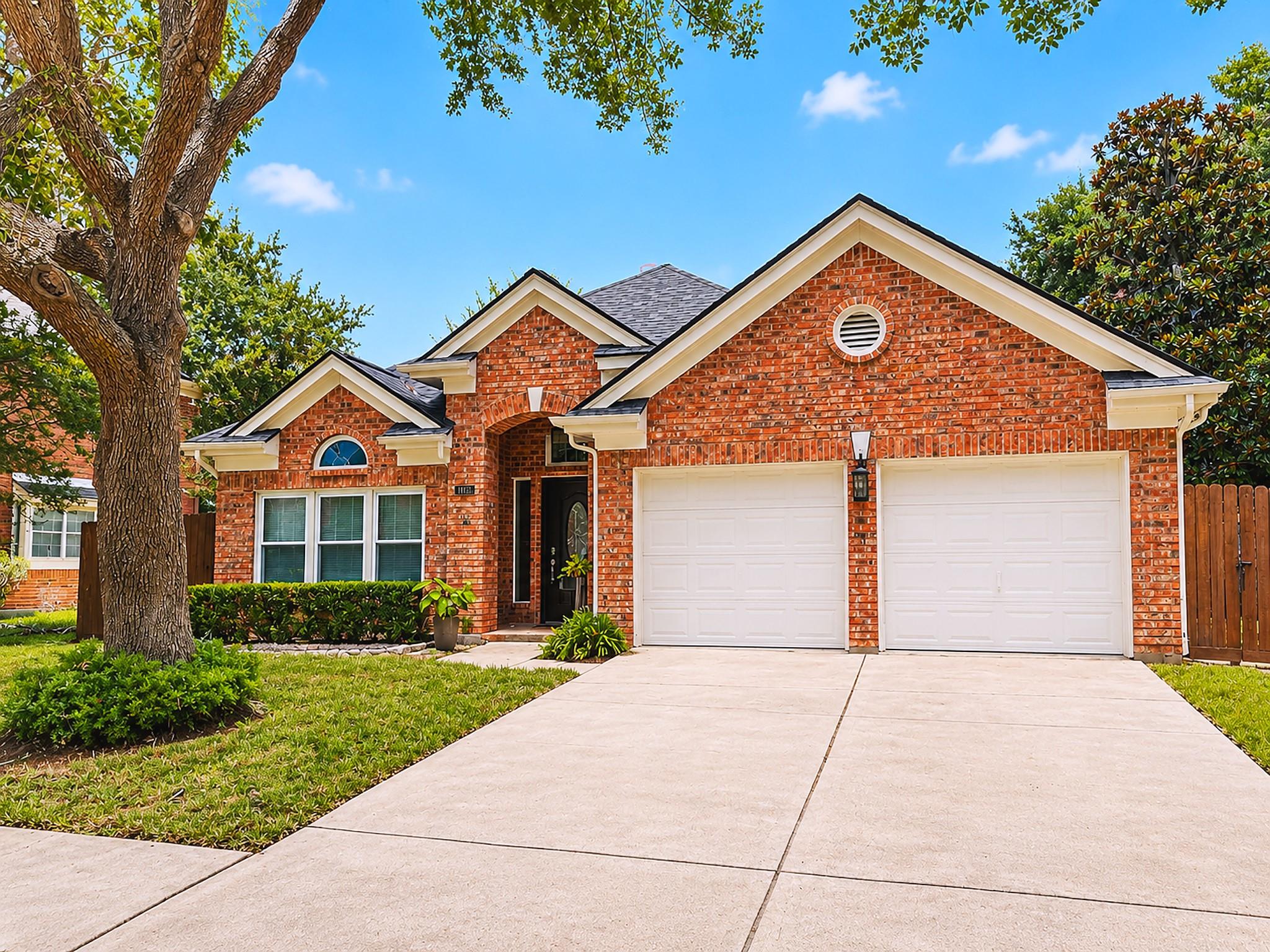 14122 Manderly Drive — photo