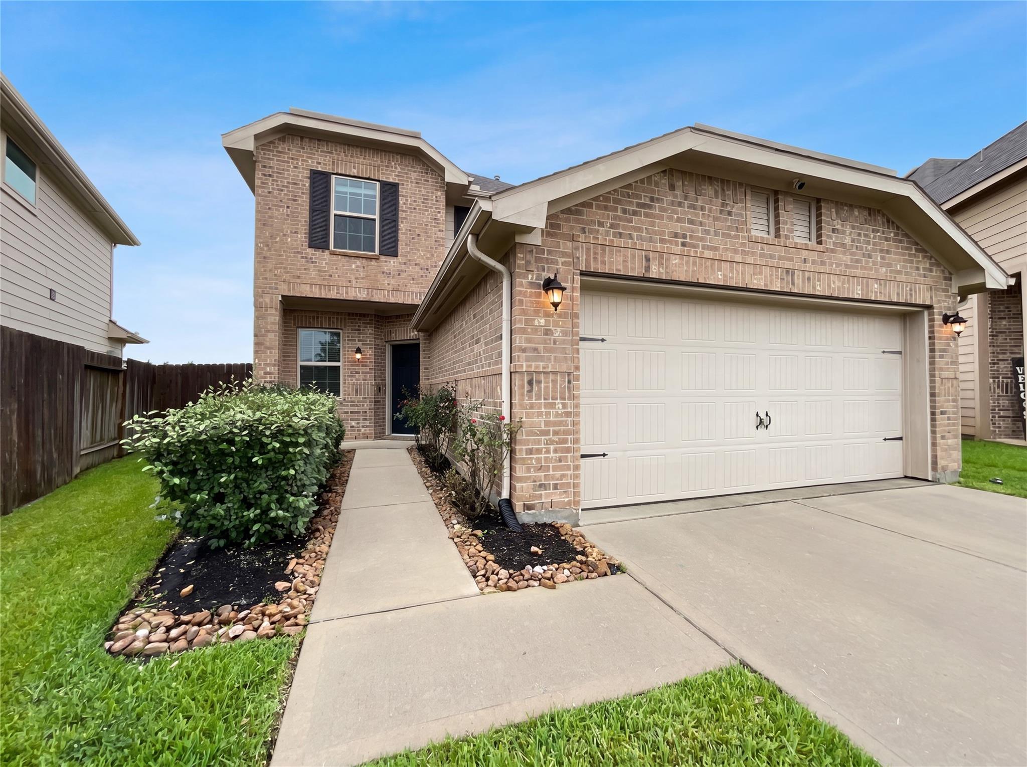 10310 Lake Huron Drive — photo
