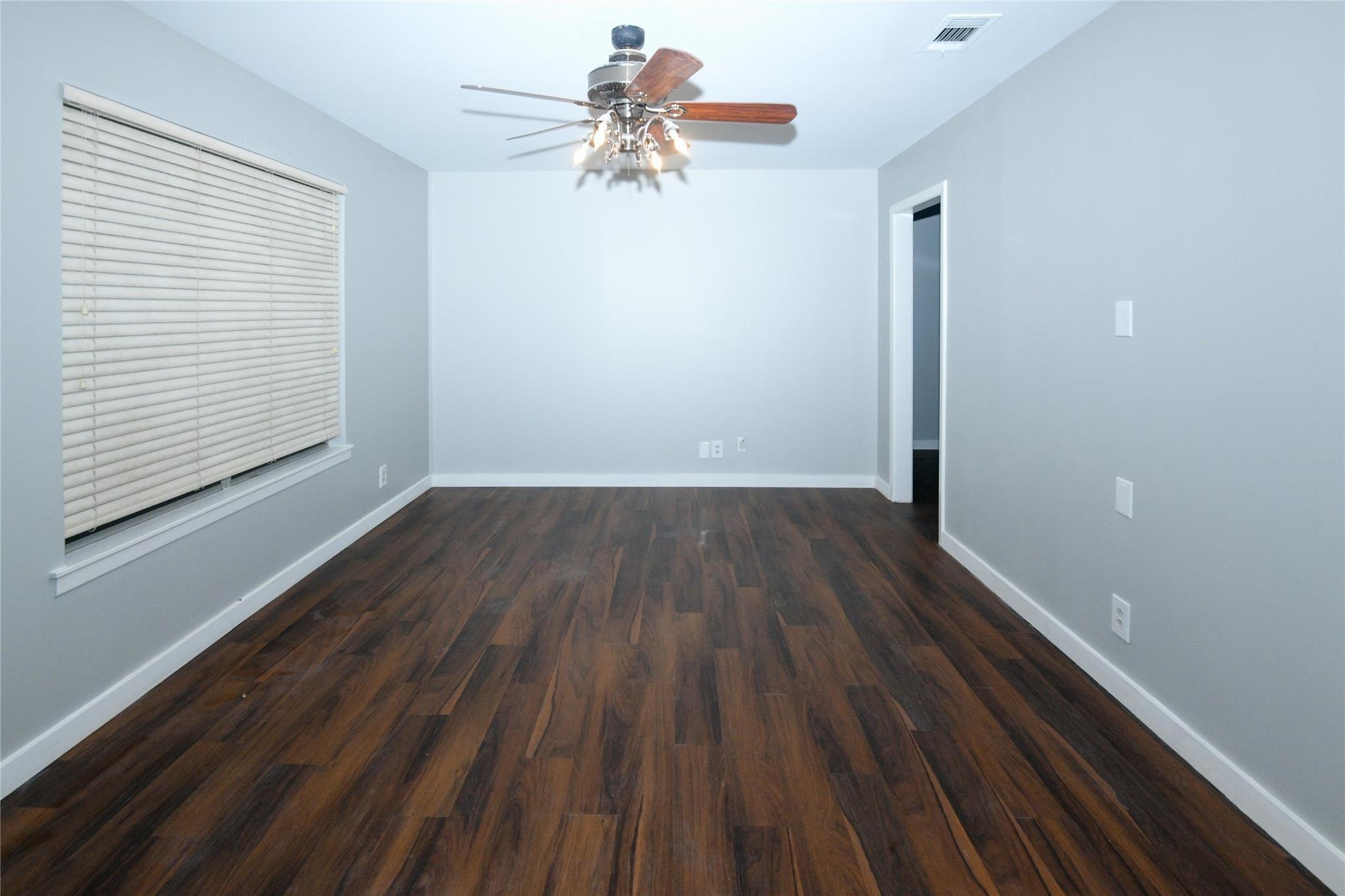 204 E 18th Street, Georgetown, TX 78626 — photo 2