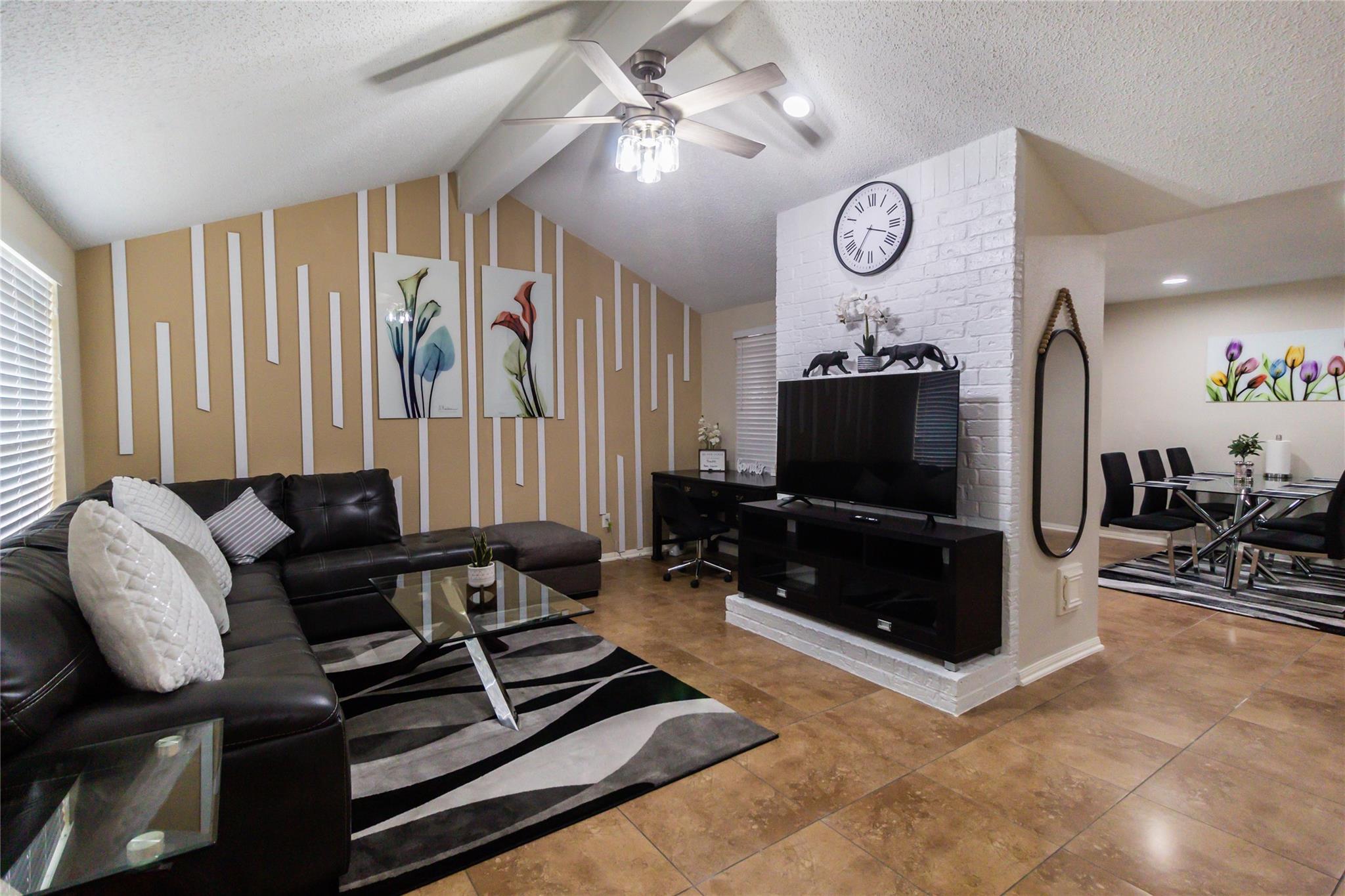 2922 Shadow Trail Drive — photo